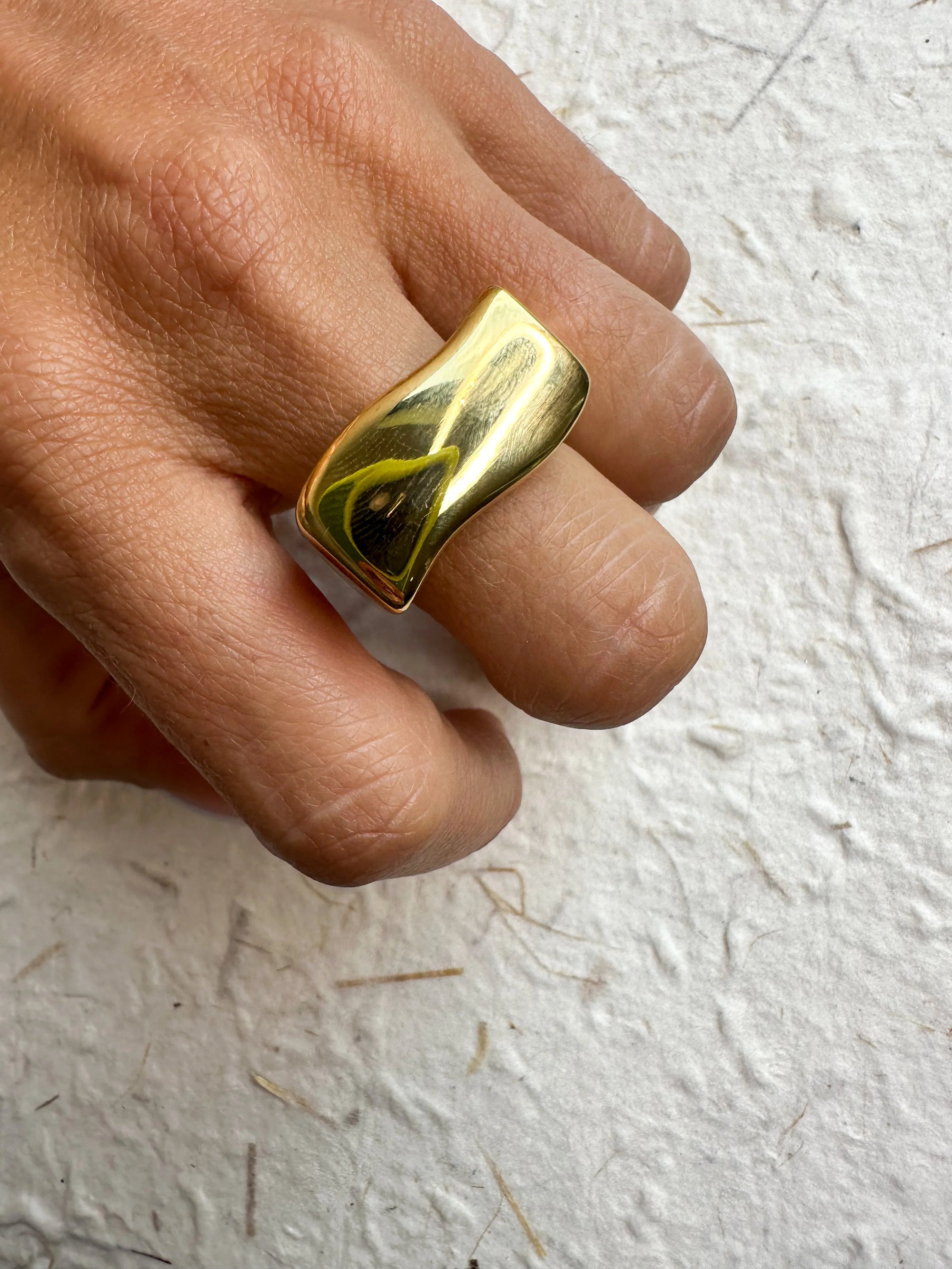 The Sway Ring