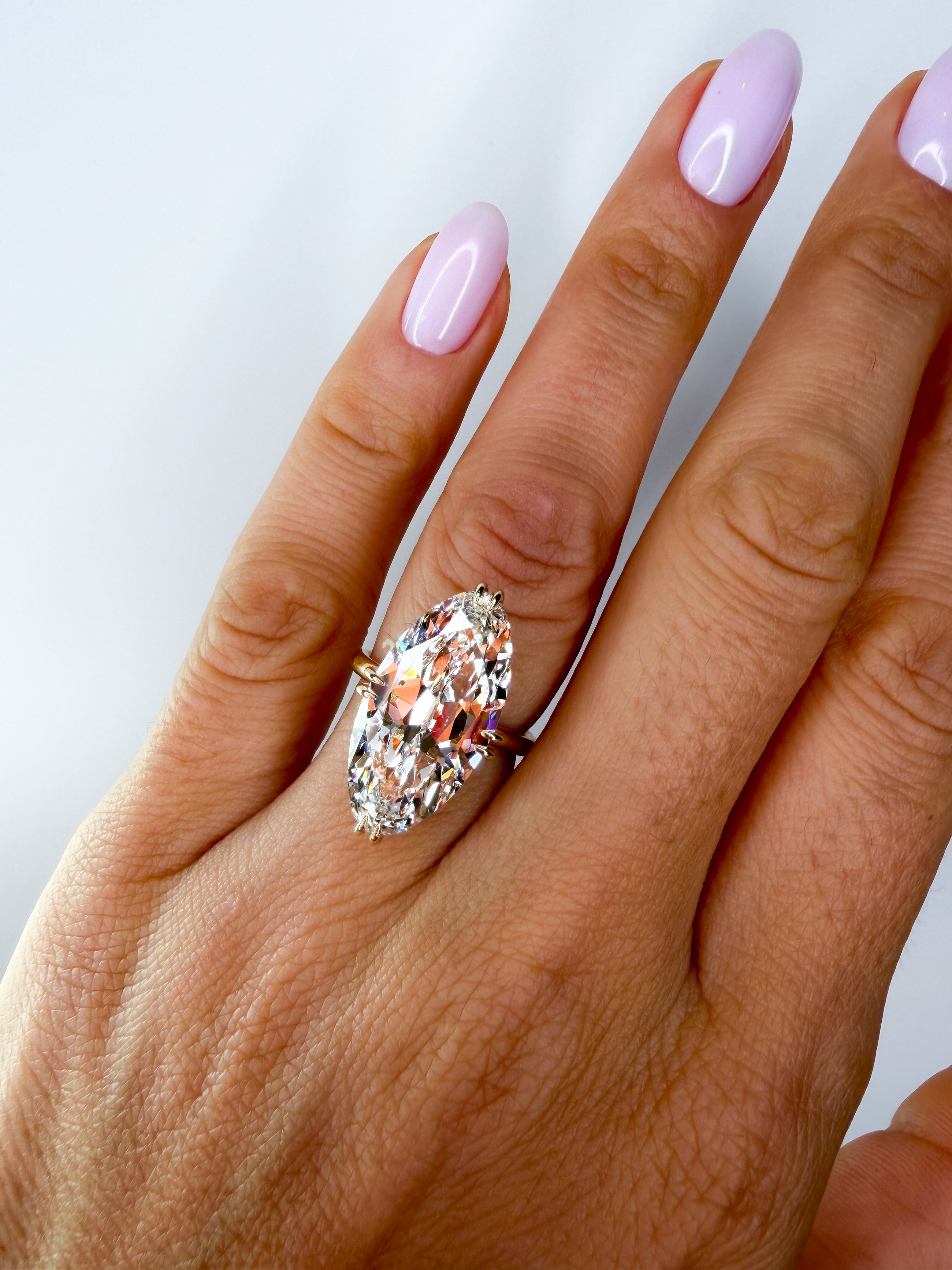 The Jugar Iconic Moval Ring