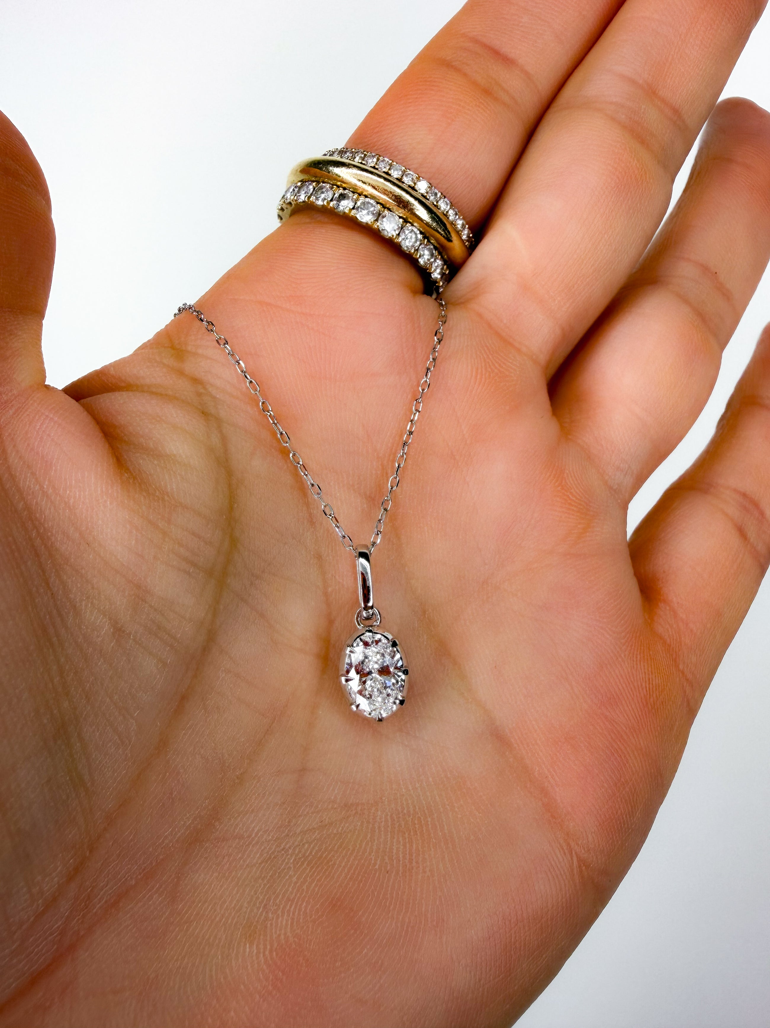 The Josie Oval Necklace