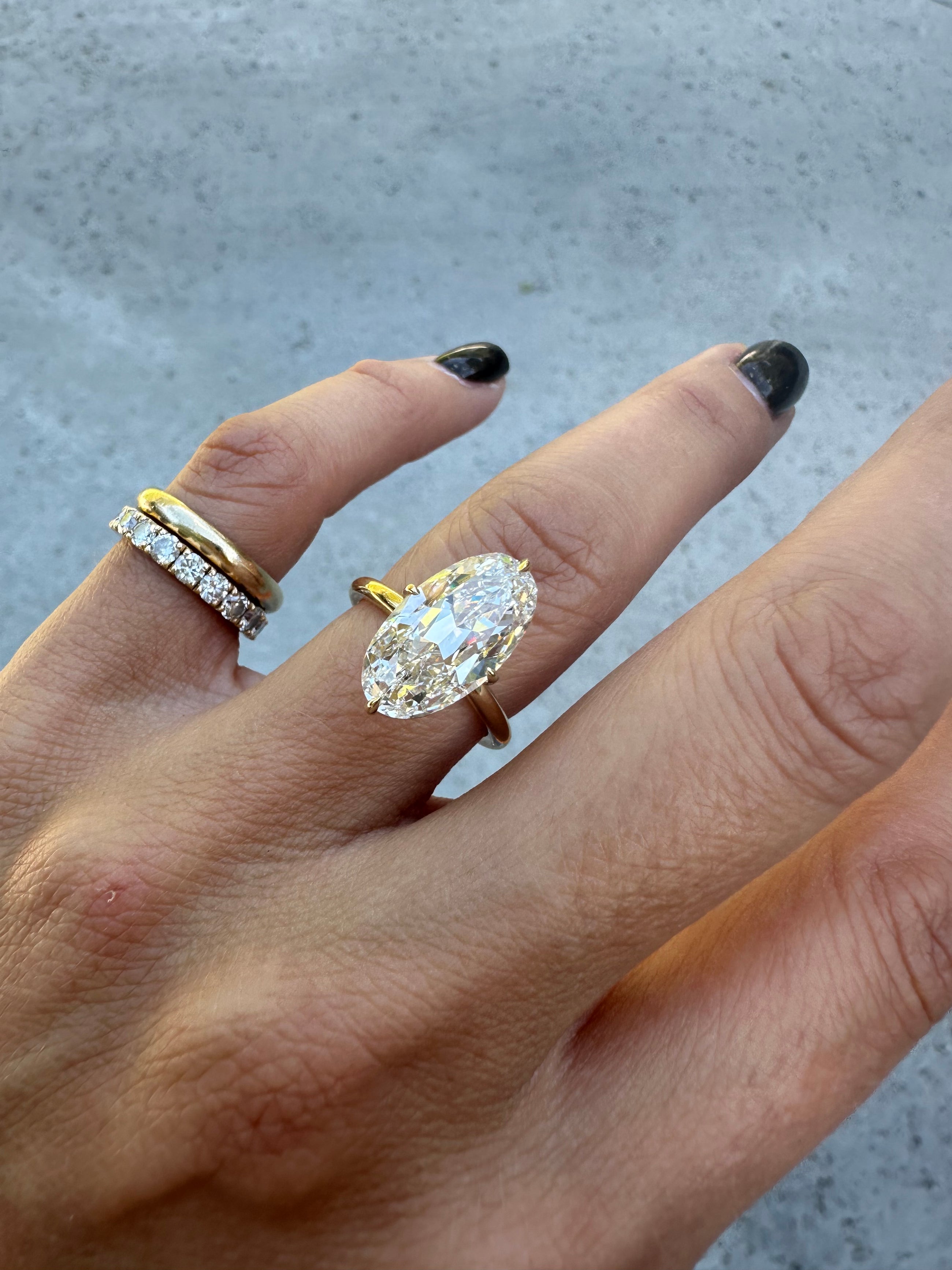 The Jugar Iconic Moval Ring