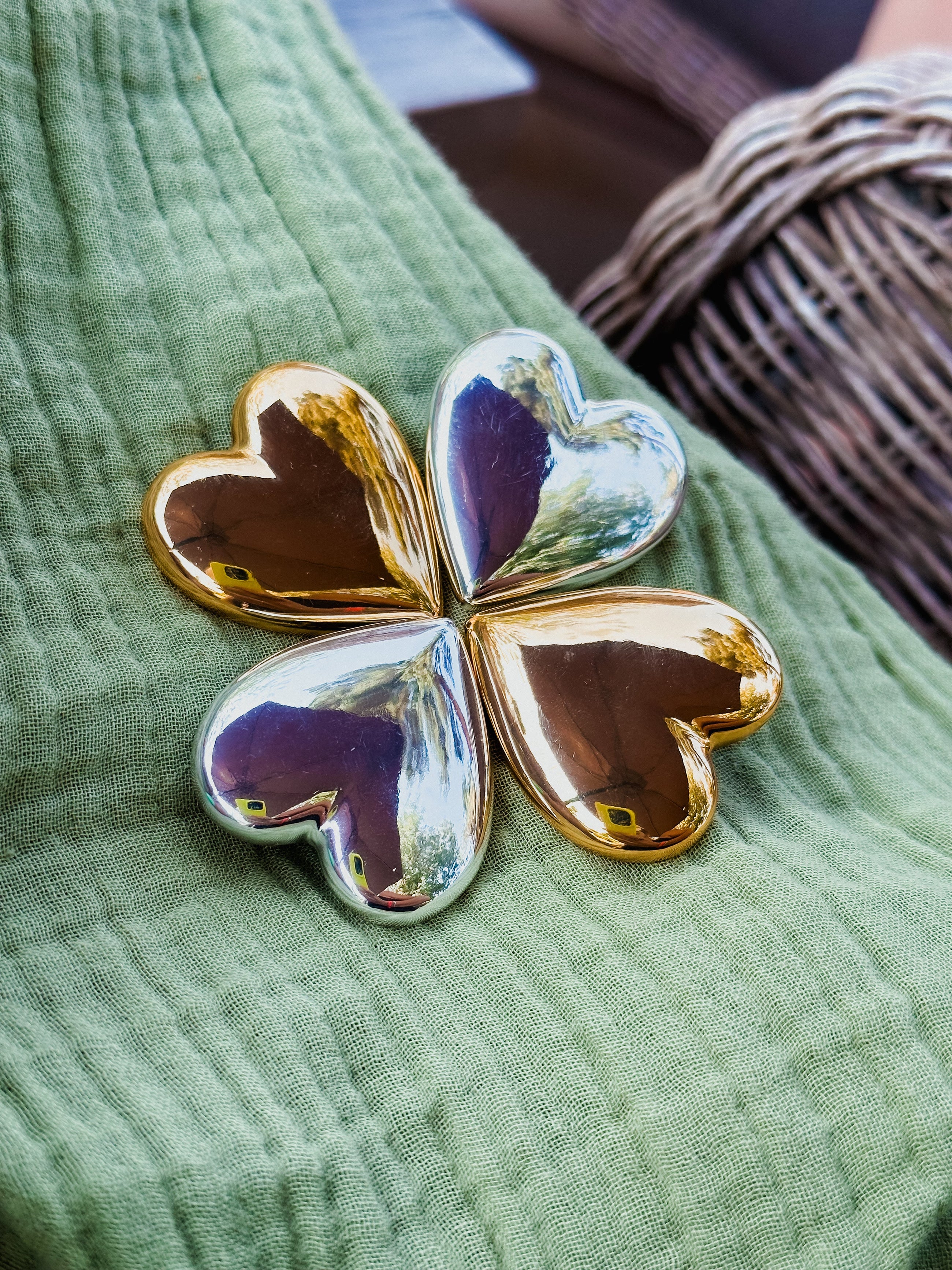 Puffy Heart Earrings ~ Gold