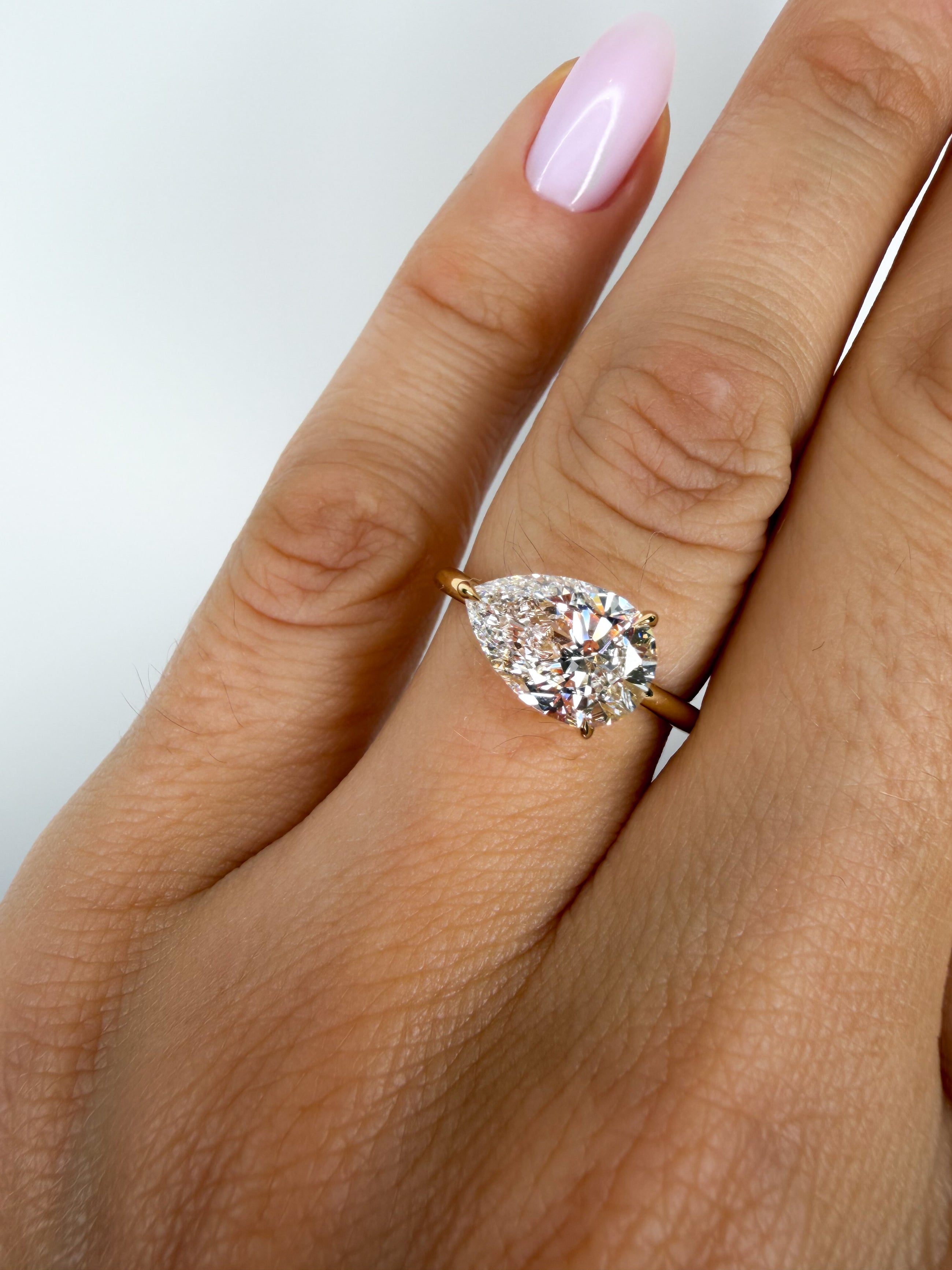 The Horizontal Pear Ring