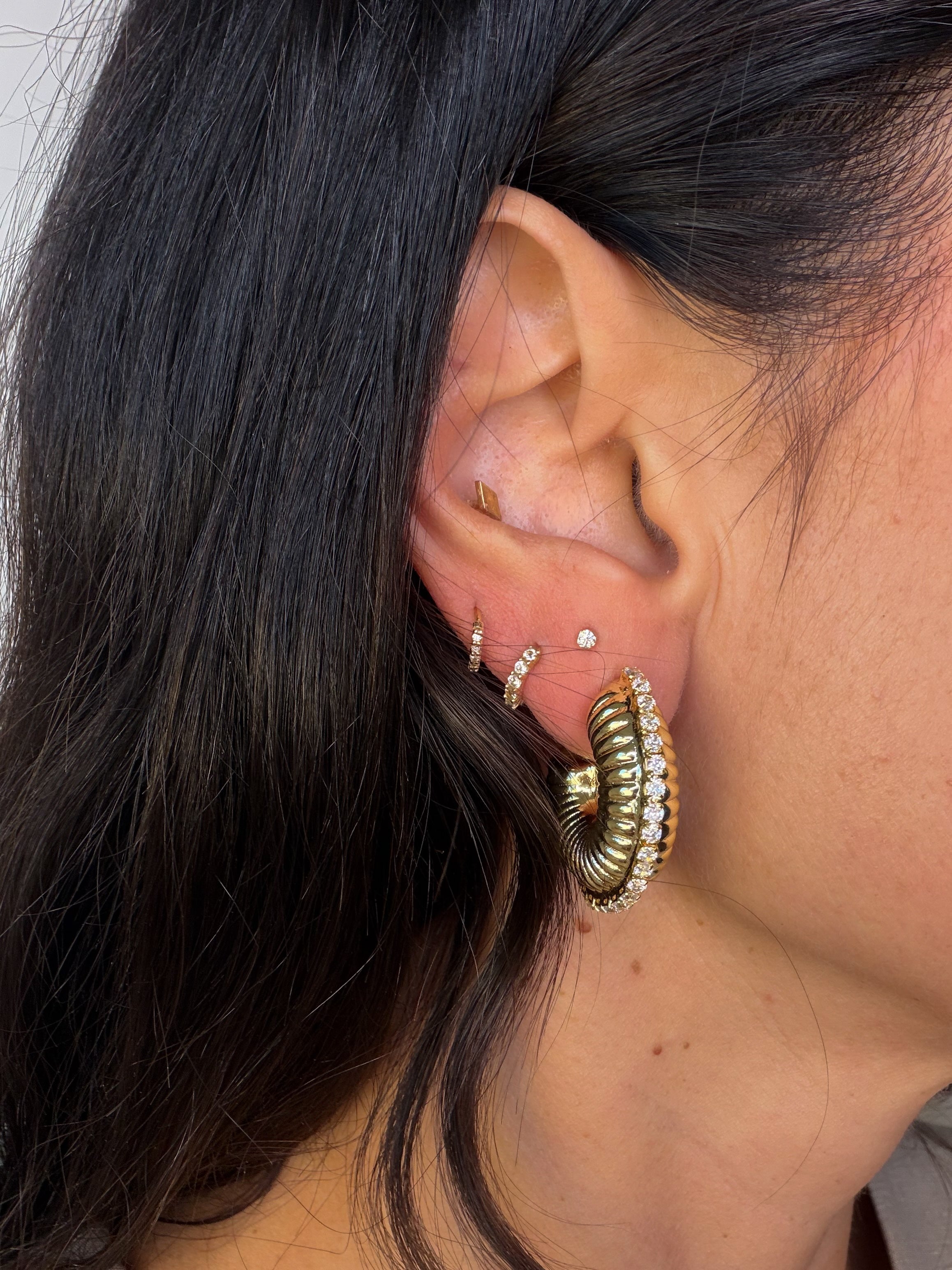 Cosmo Ribbed Hoops