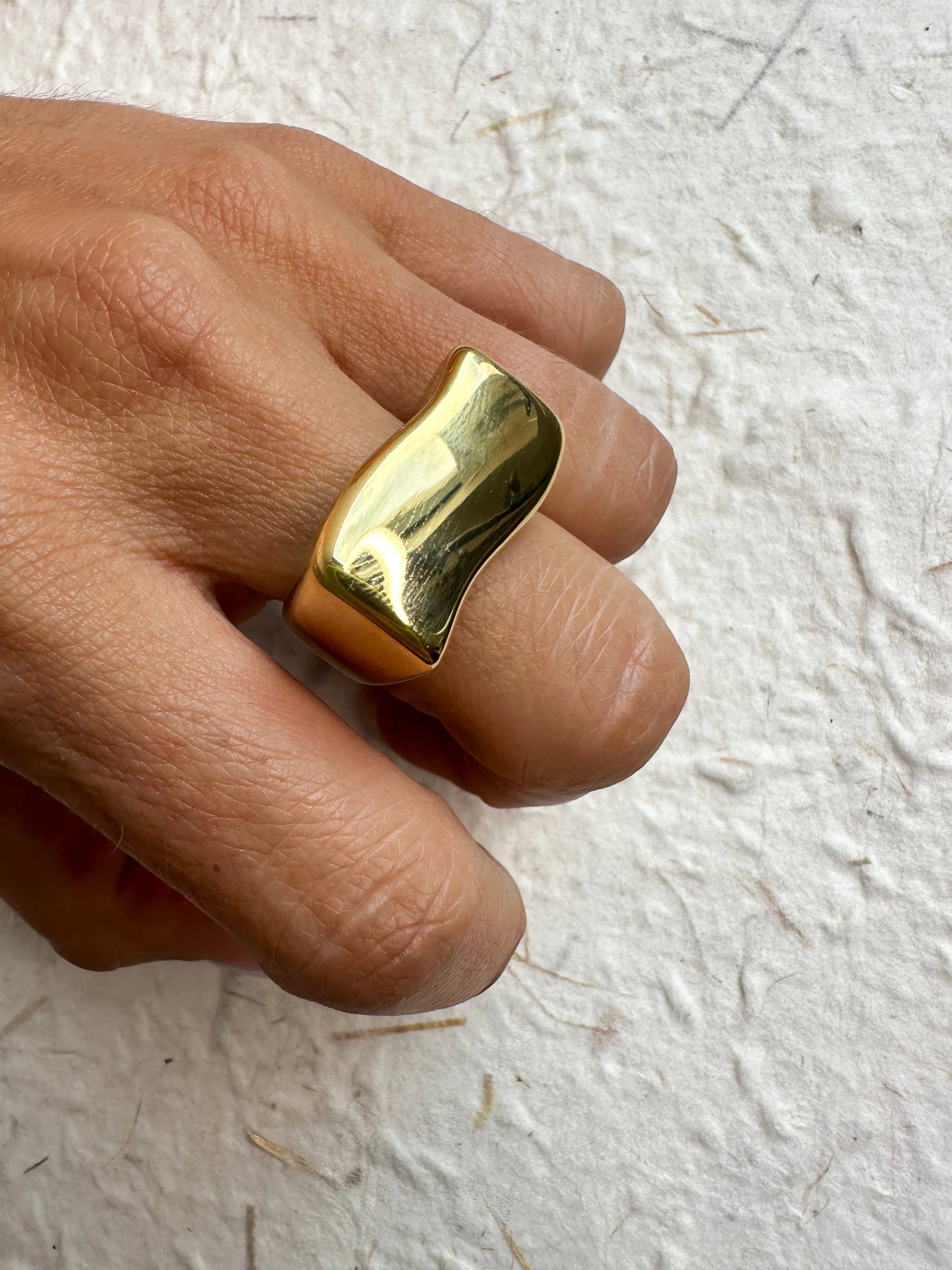 The Sway Ring