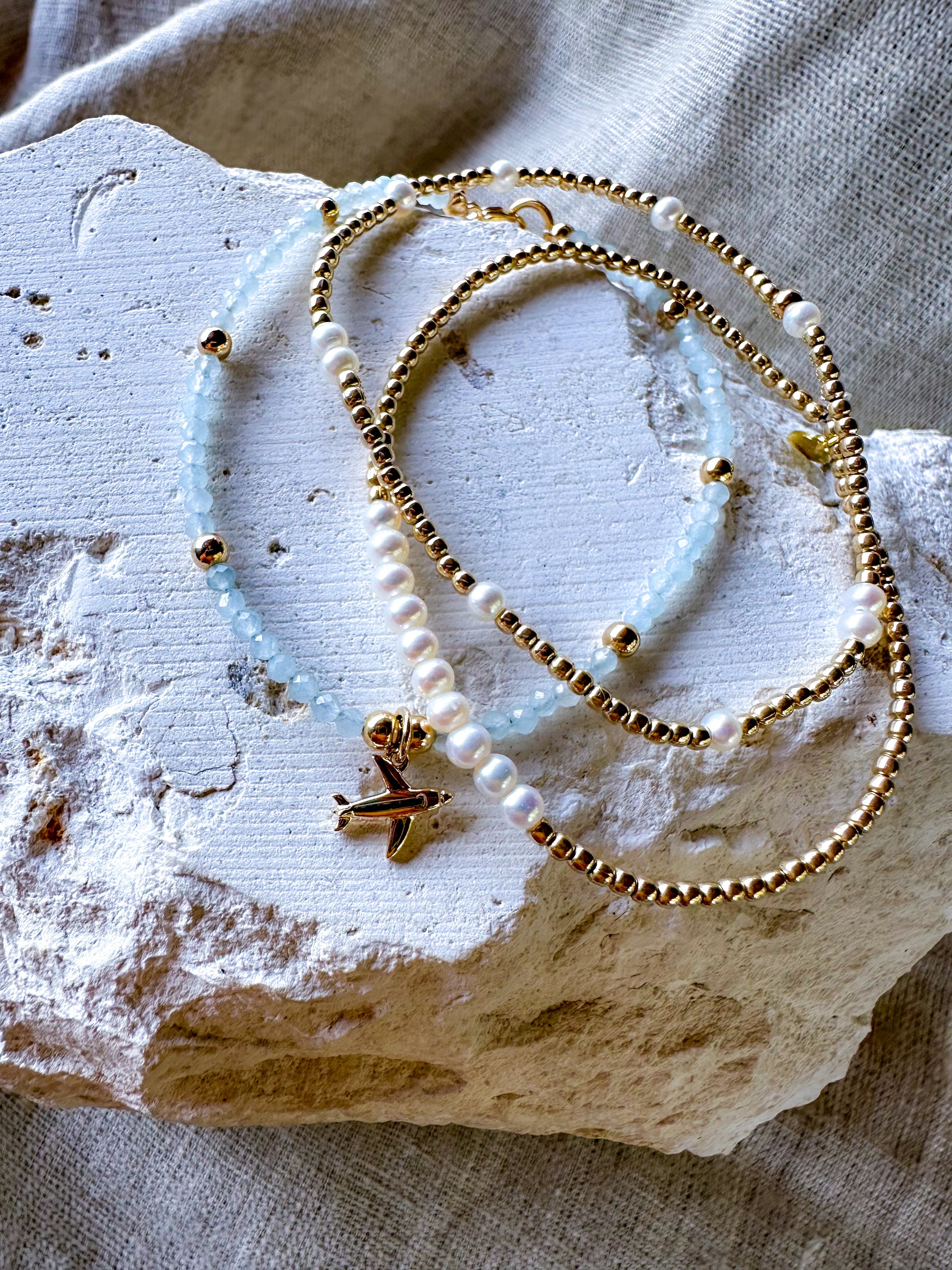 Jetsetter Gold Bracelet