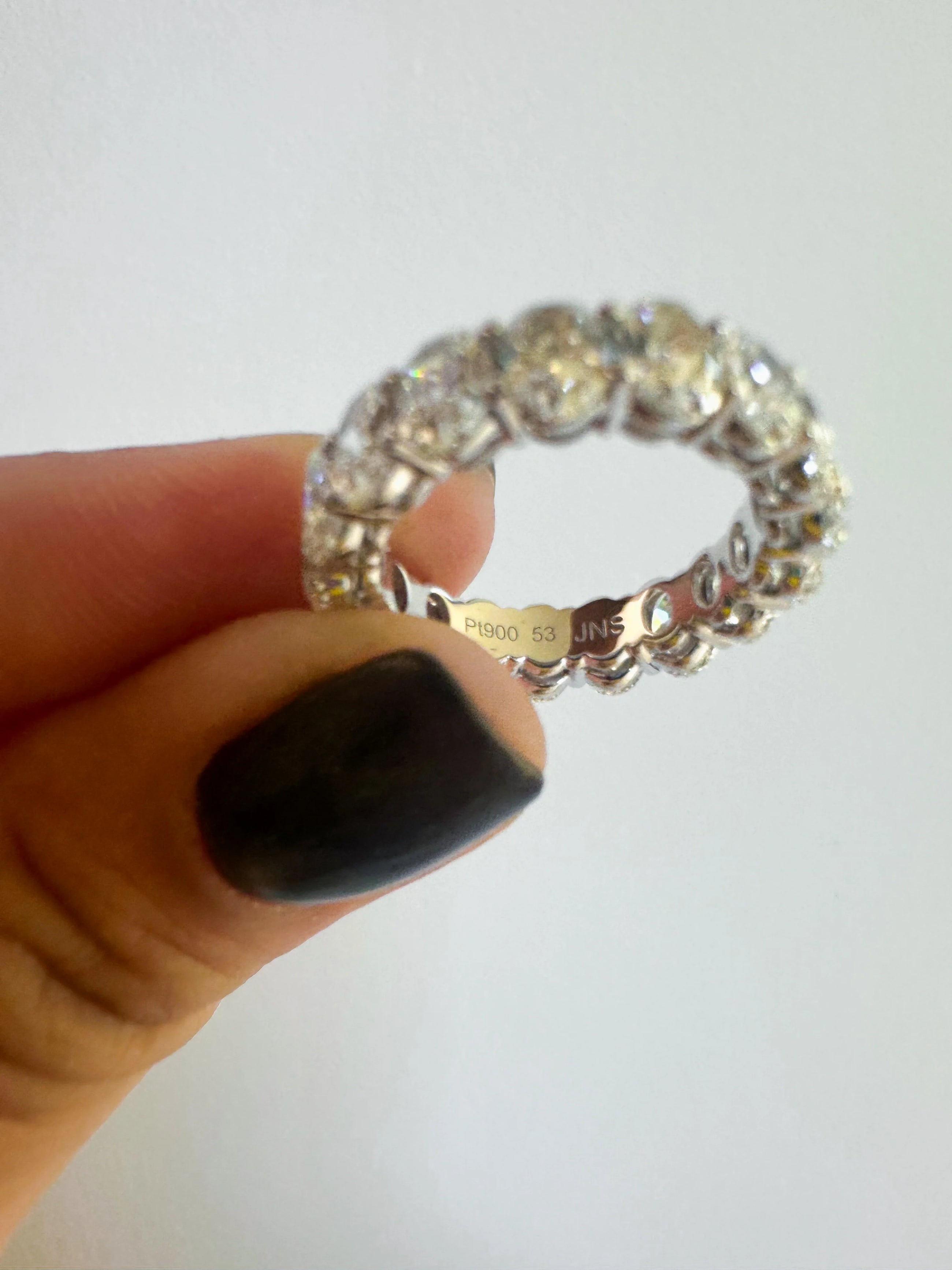 The Luxe Oval Eternity Band