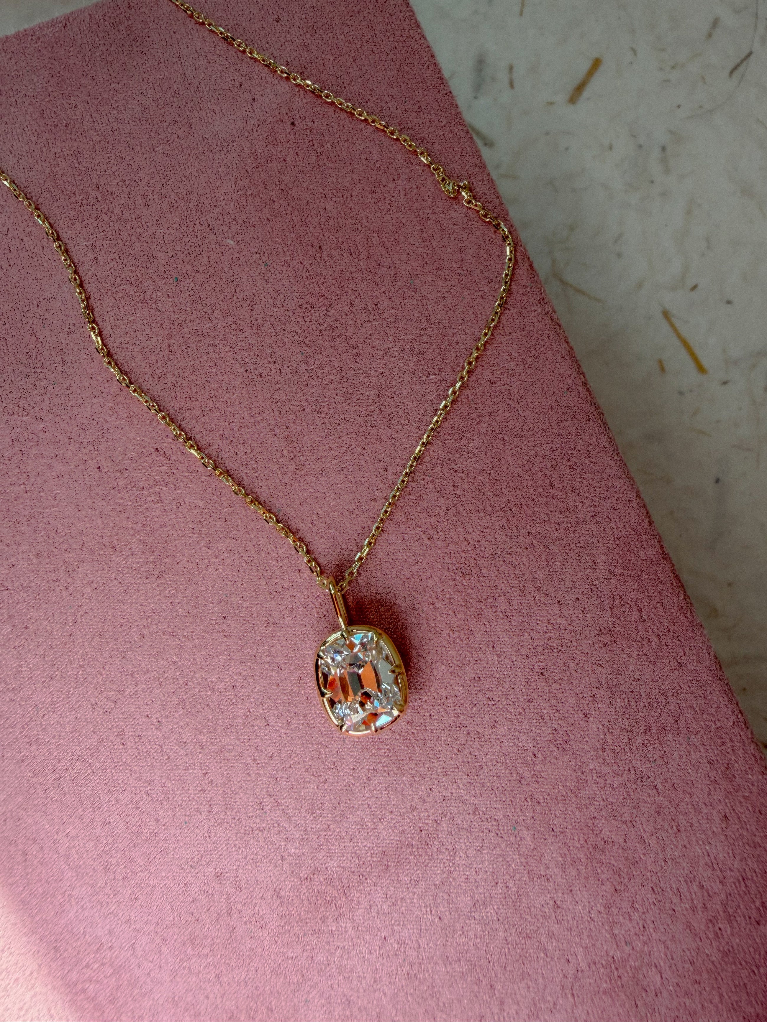 The Heirloom Pendant