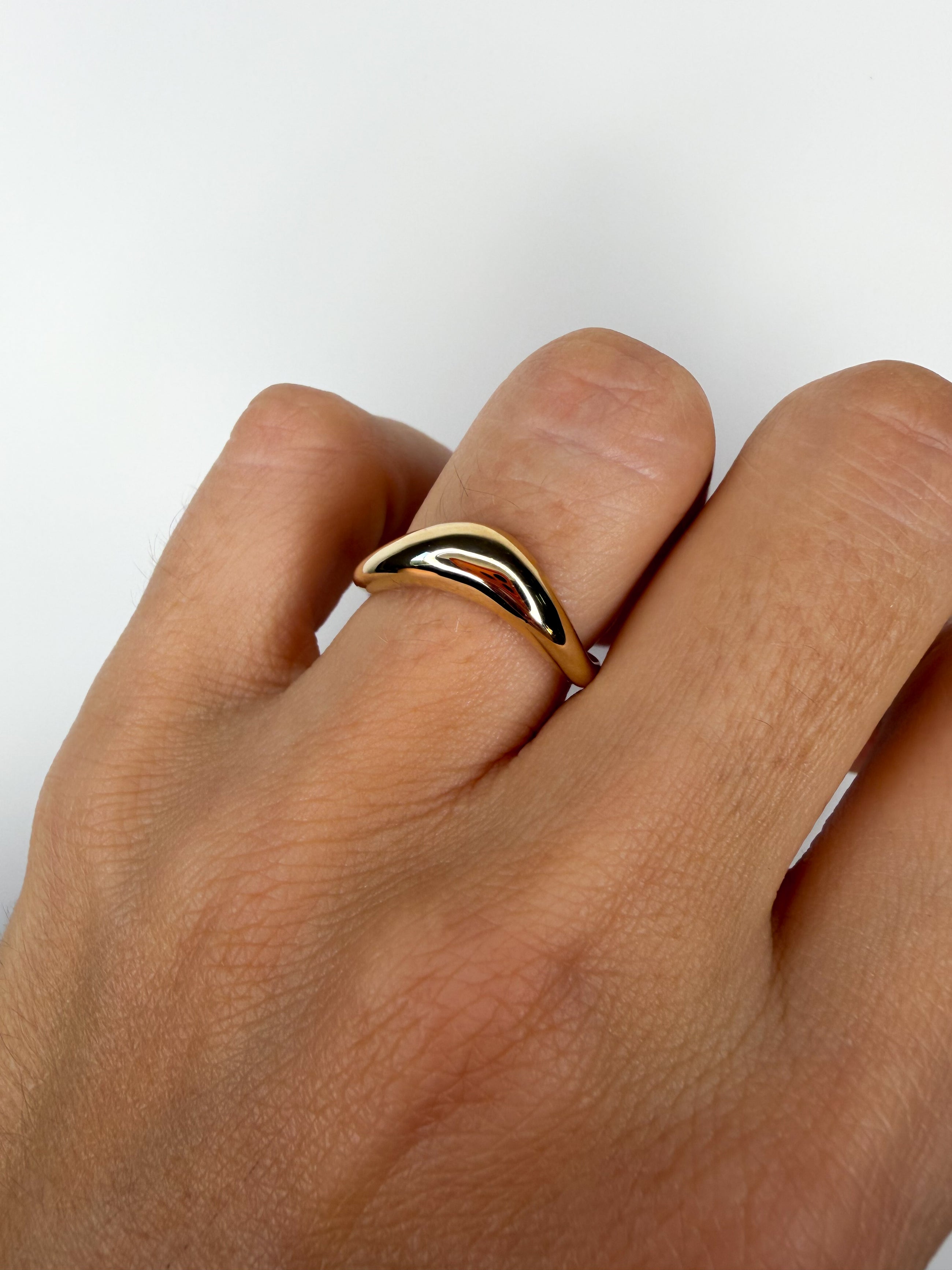 The Curveball Dome Ring