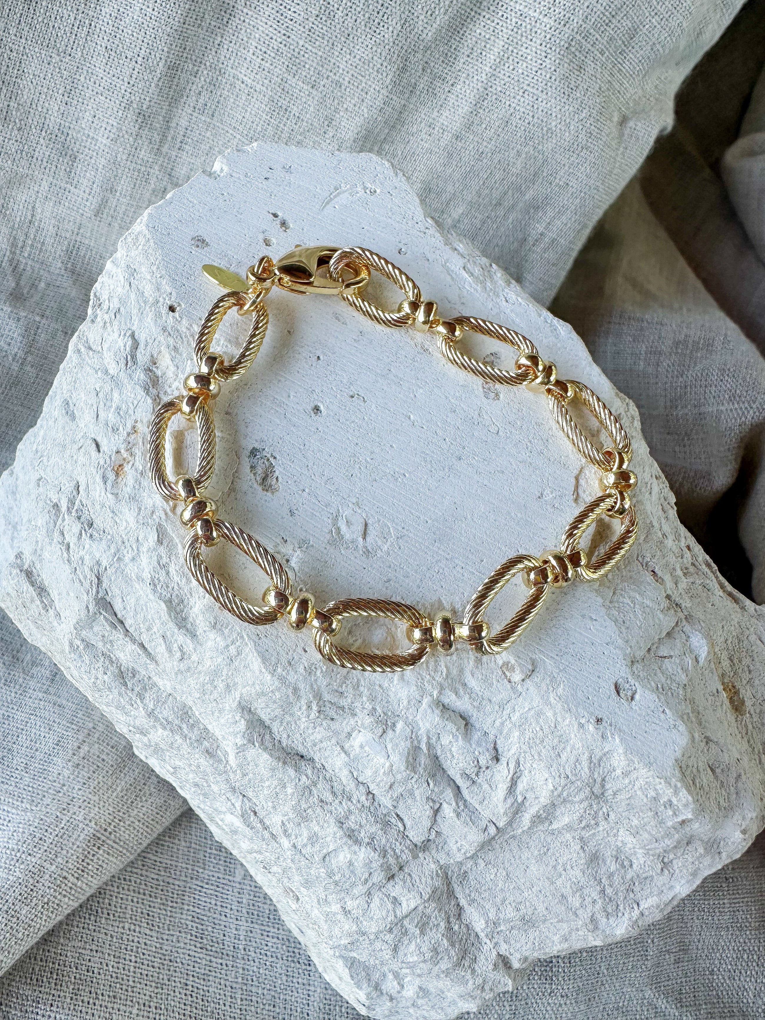 The Textured Link Bracelet