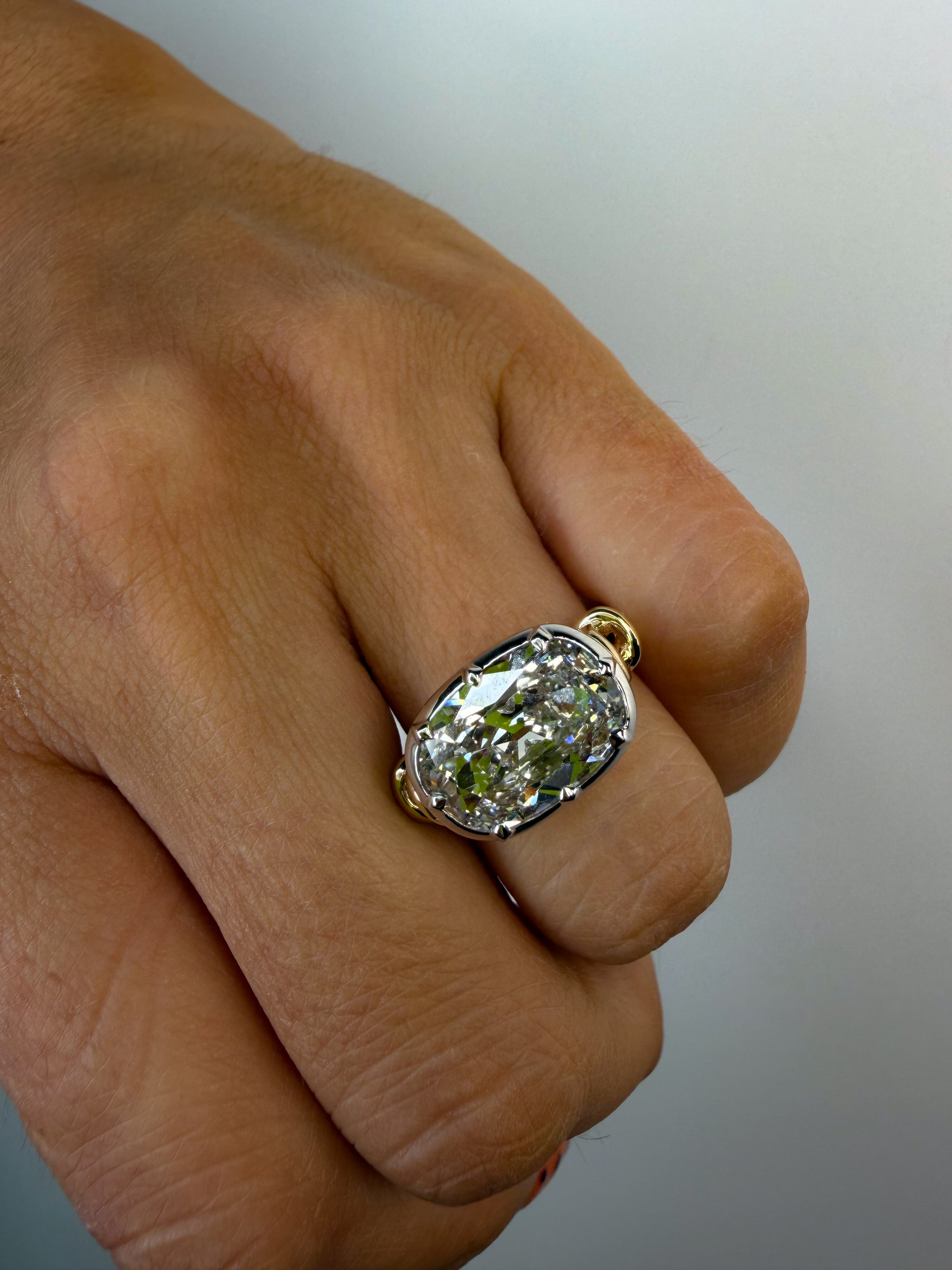 The Heirloom Capsule Cushion Ring