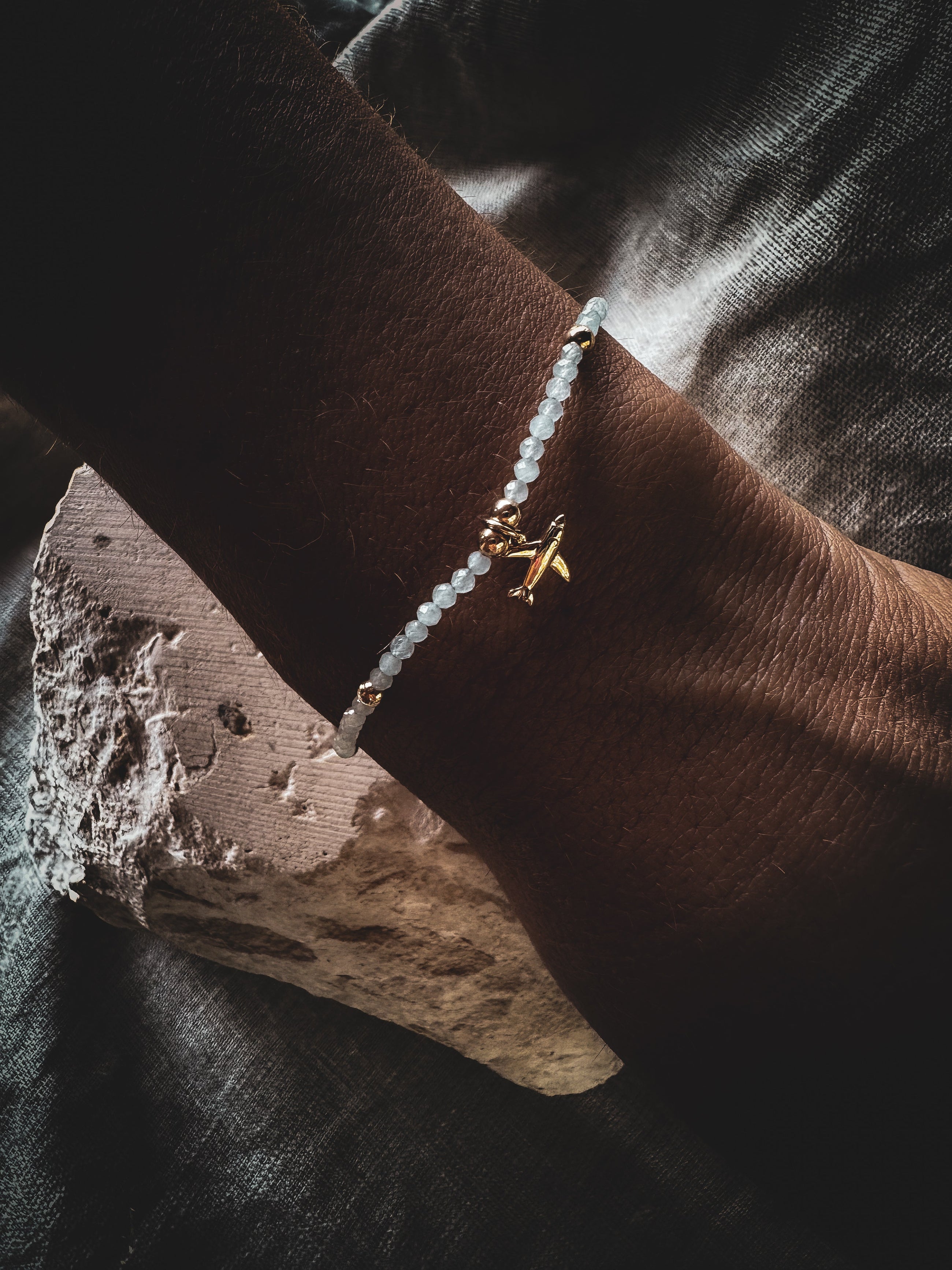 Jetsetter Gold Bracelet