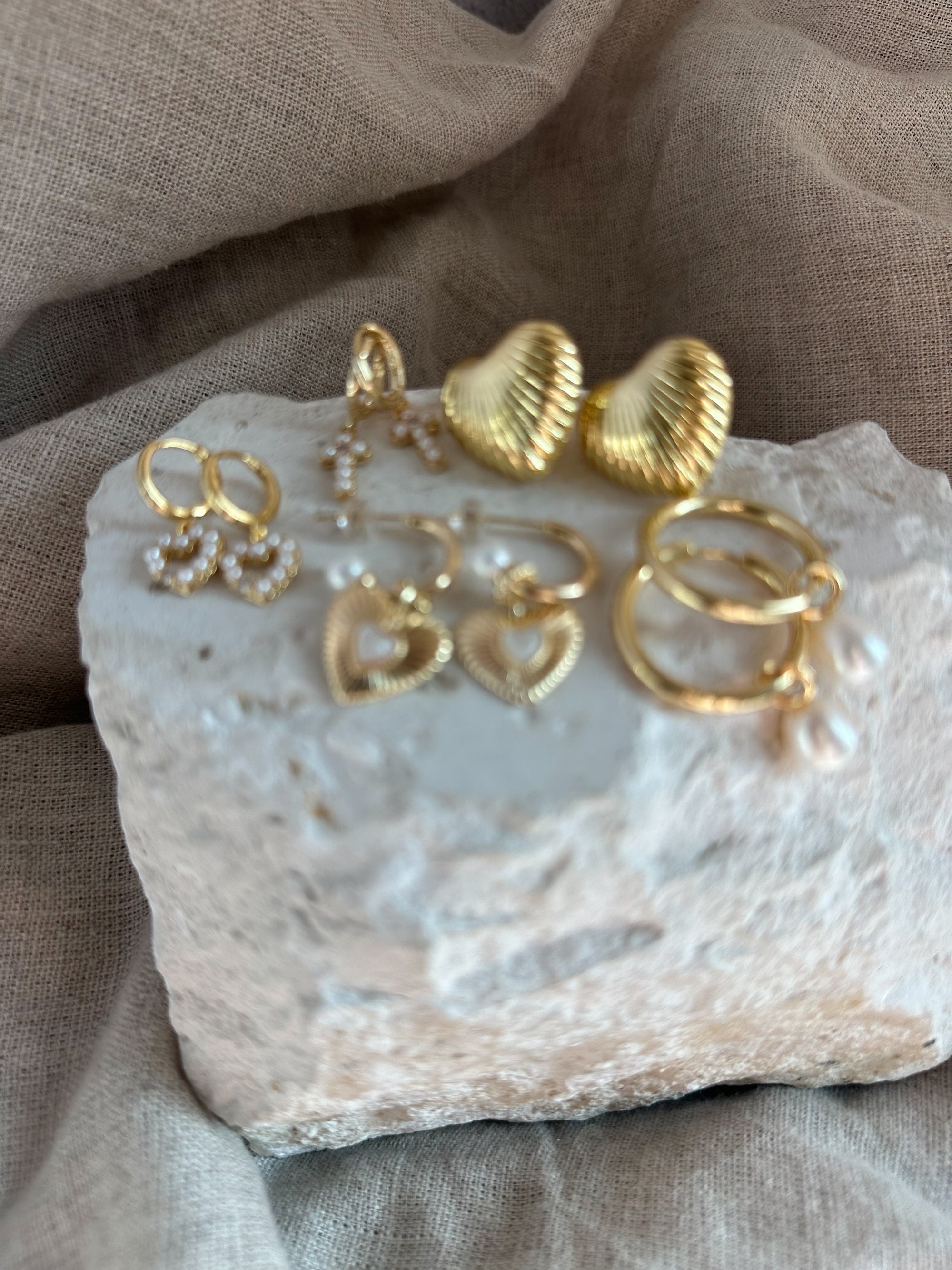 The Mini Pearl Heart Hoops