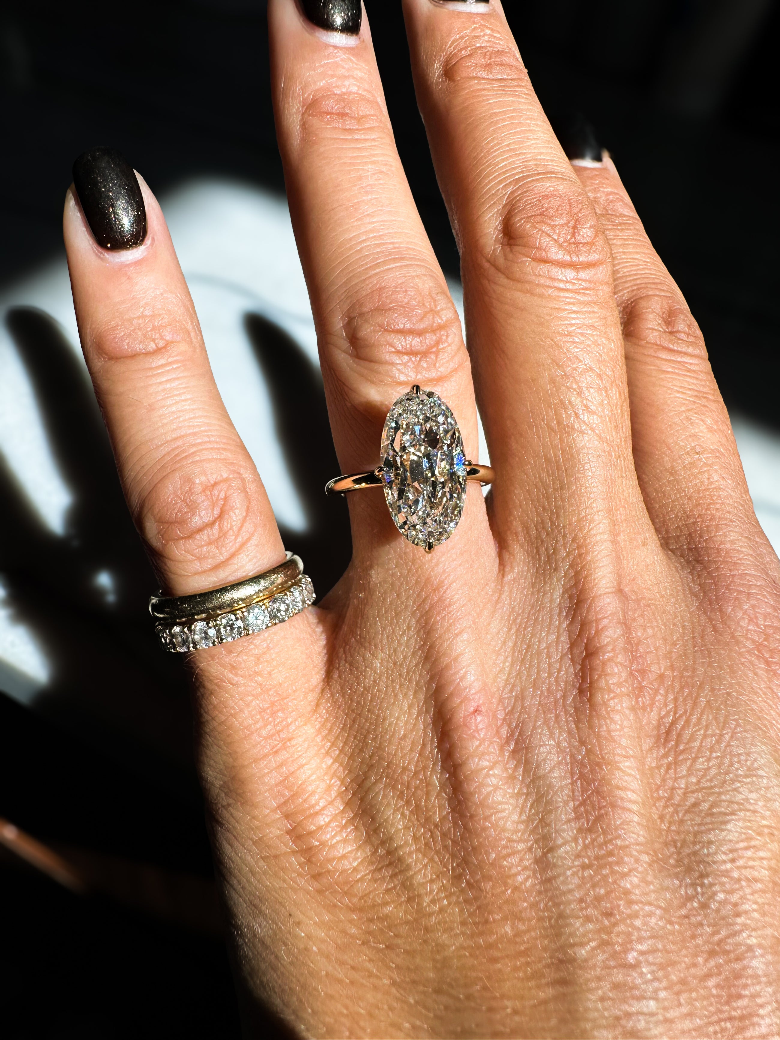 The Jugar Iconic Moval Ring