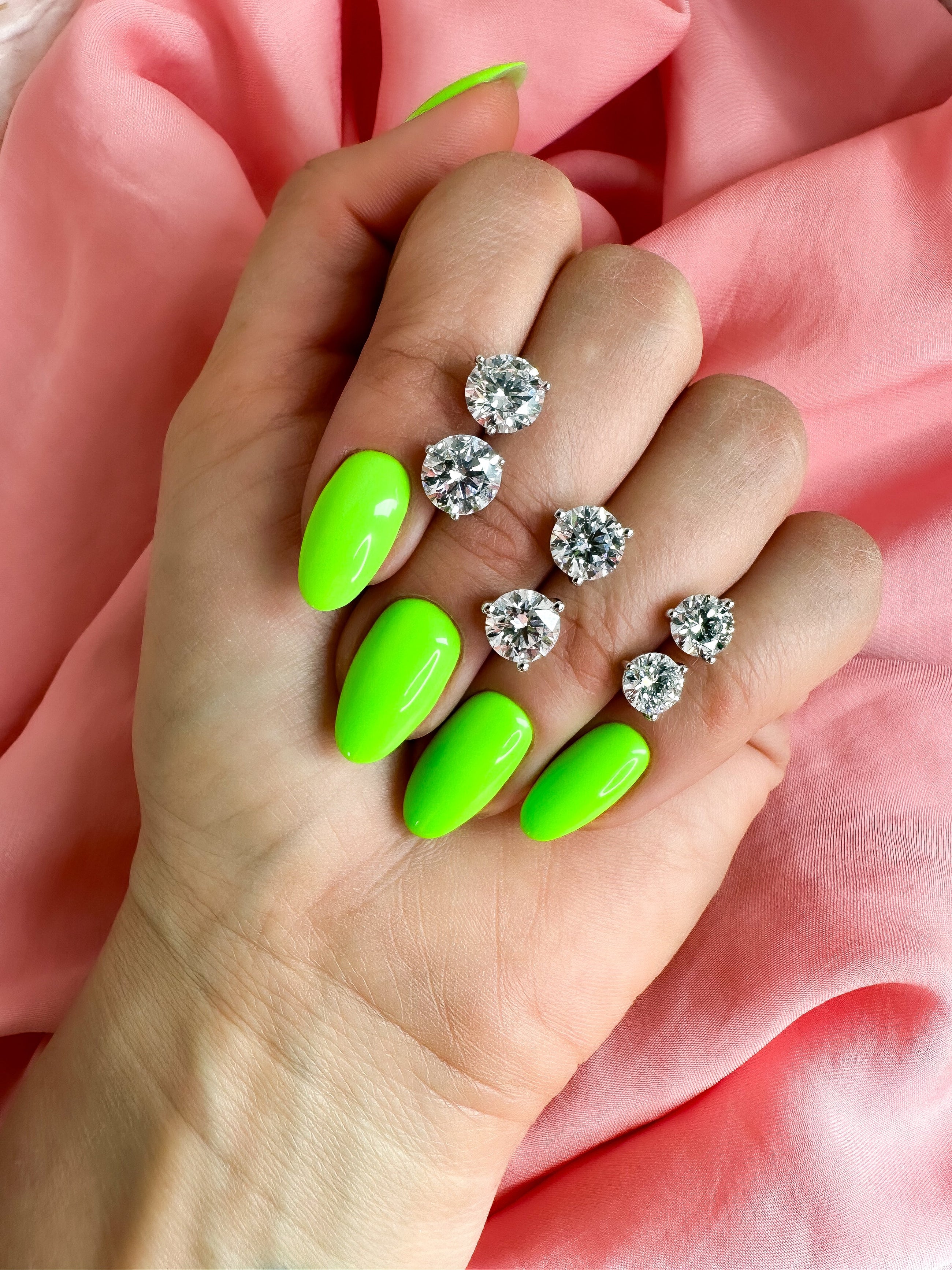 The Go-Tos Brilliant Cut 3ctw Diamond Studs