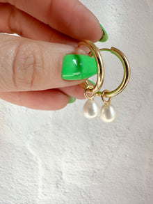 The Pearl Drop Earrings