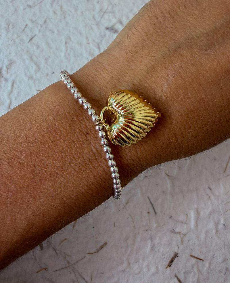 Lover’s Ribbed Heart Bracelet