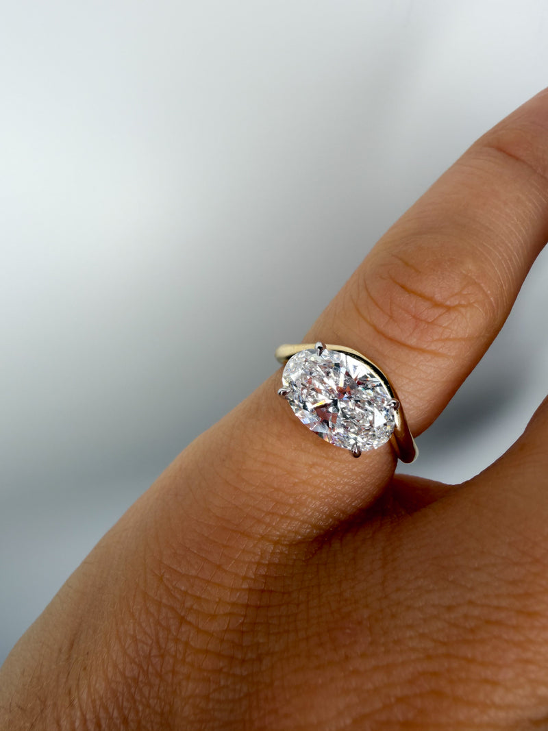 The Lady M Pinky Ring