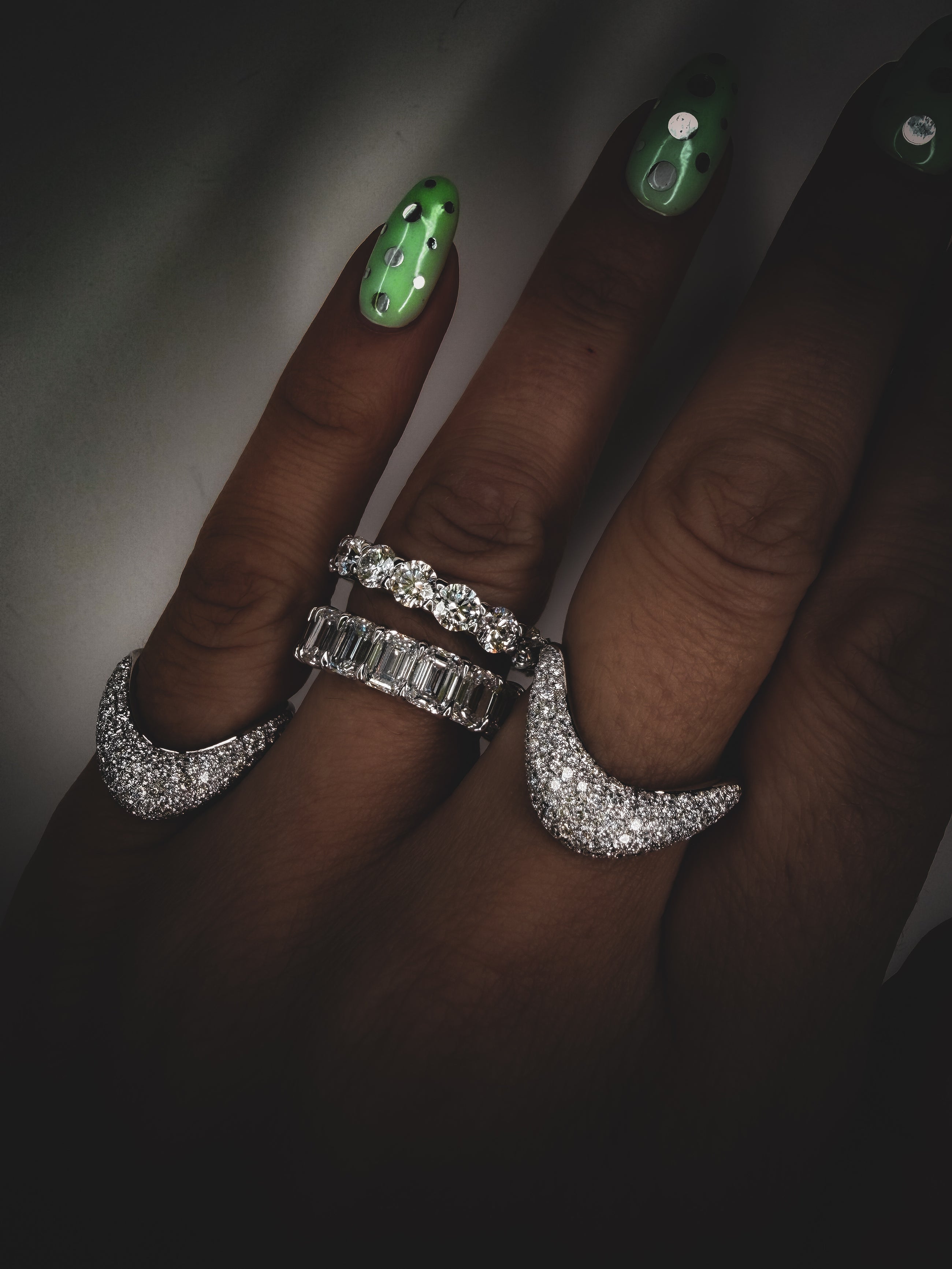 The Nova Curve Ring