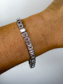 Bold Bezel Emerald Tennis Bracelet