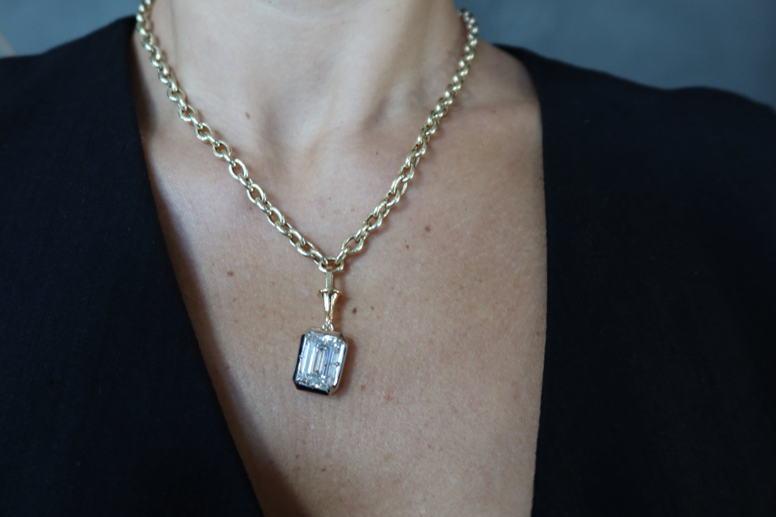 Seraphine Emerald Pendant