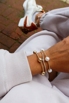 The Orbit Pearl Bracelet