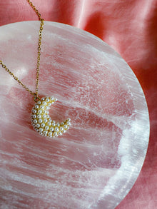 Puffy Pearl Moon Necklace