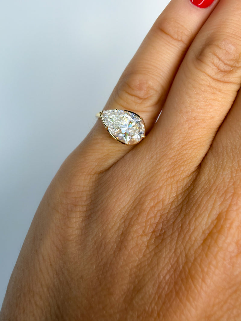 The Ride-or-Die Pear Pinky Ring