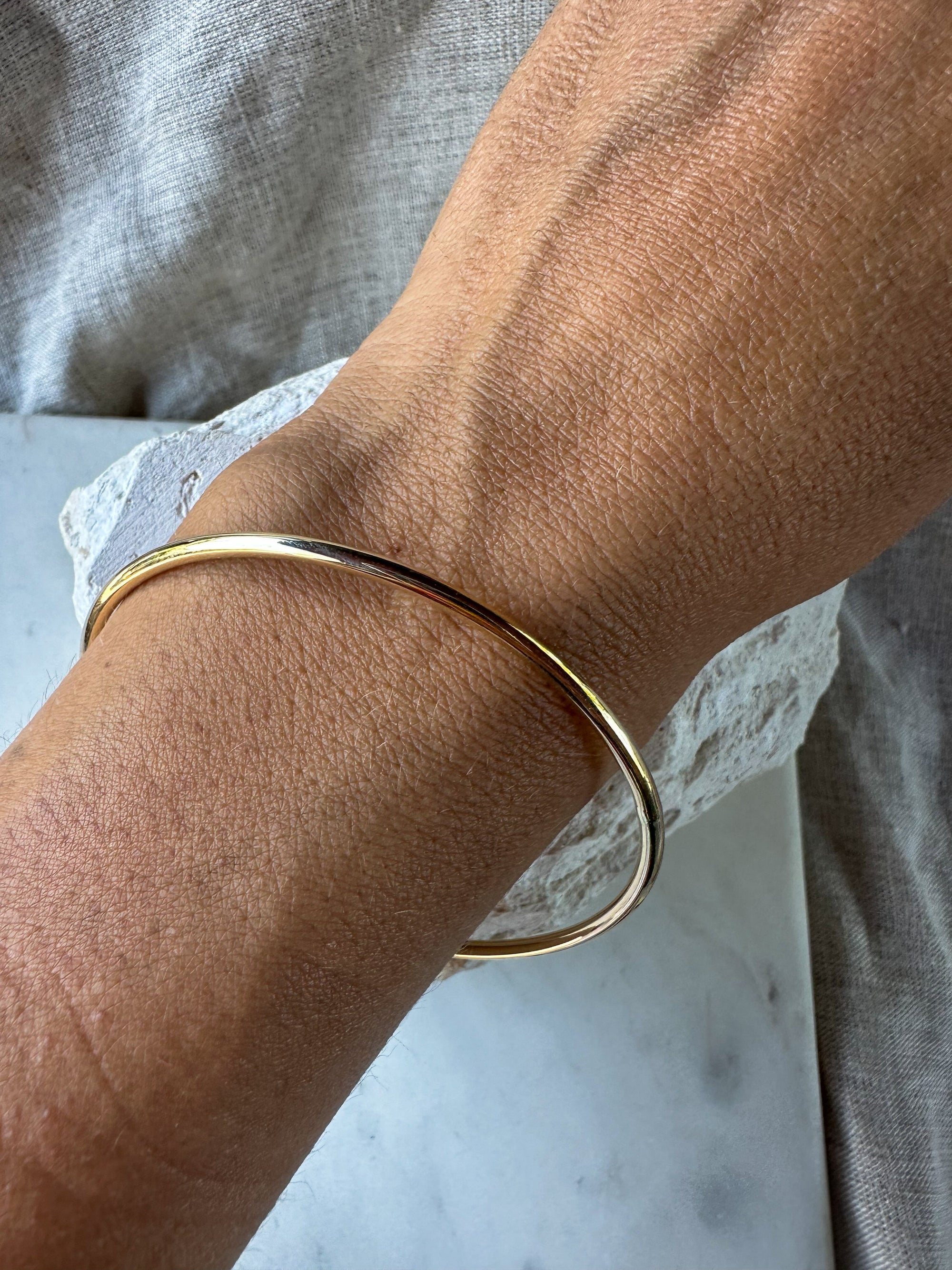 The Classic Gold Bangle