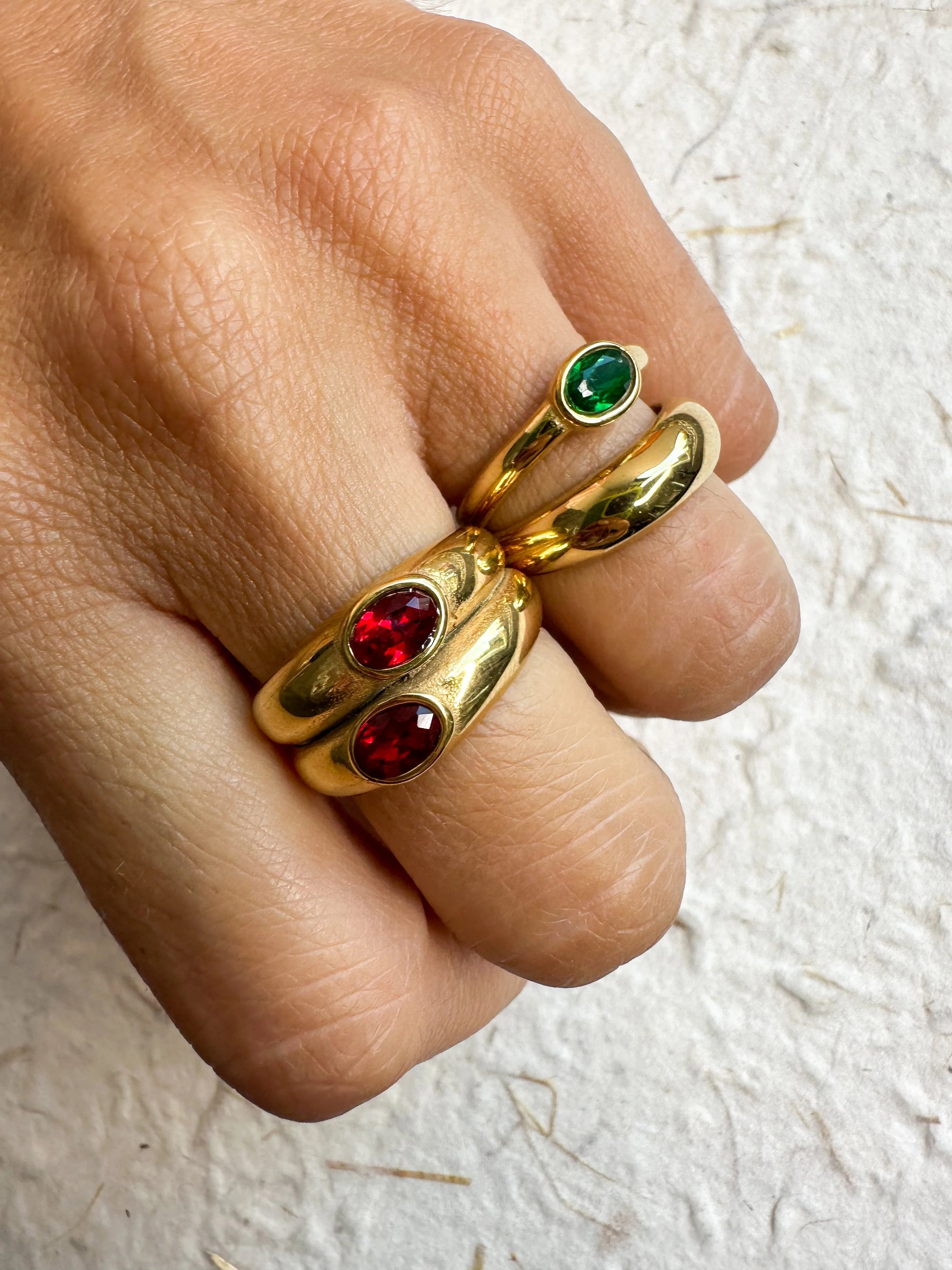 The Green Curve Ring