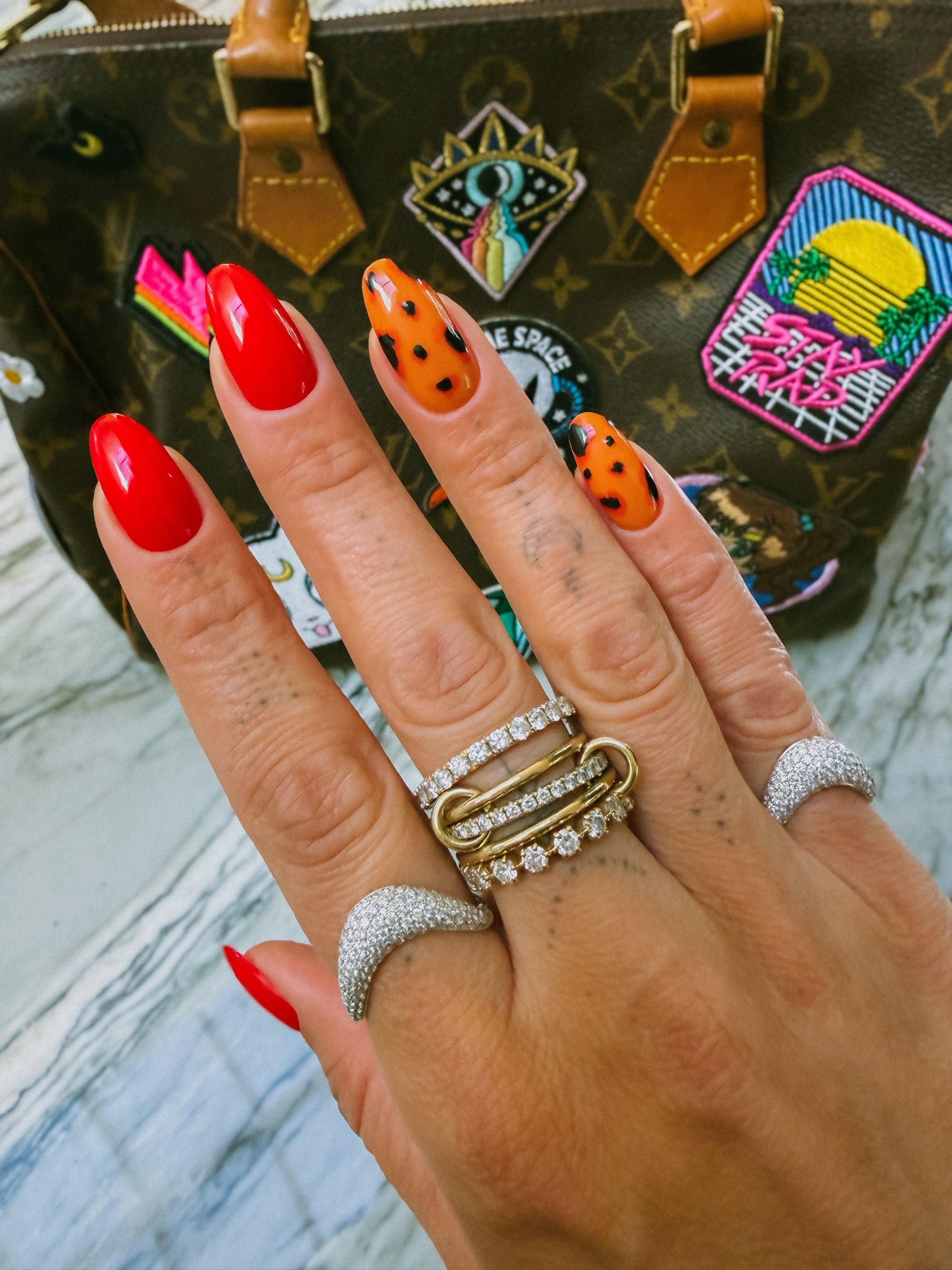 The Nova Curve Ring