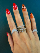 The Nova Curve Ring