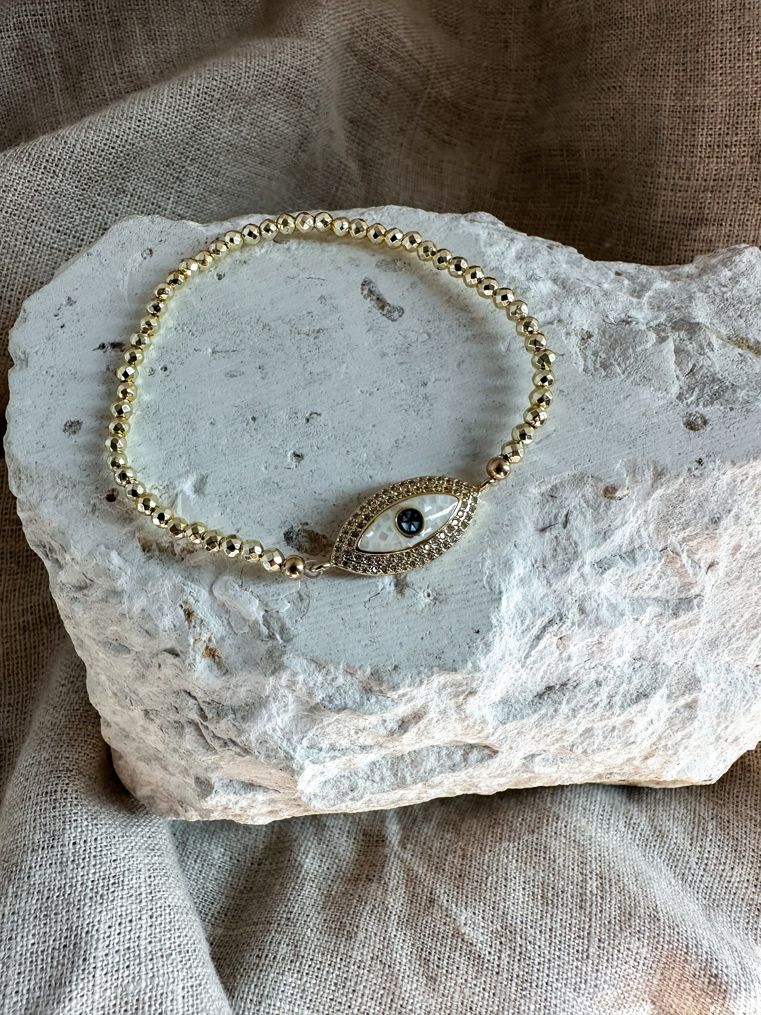 Golden Eye Bracelet