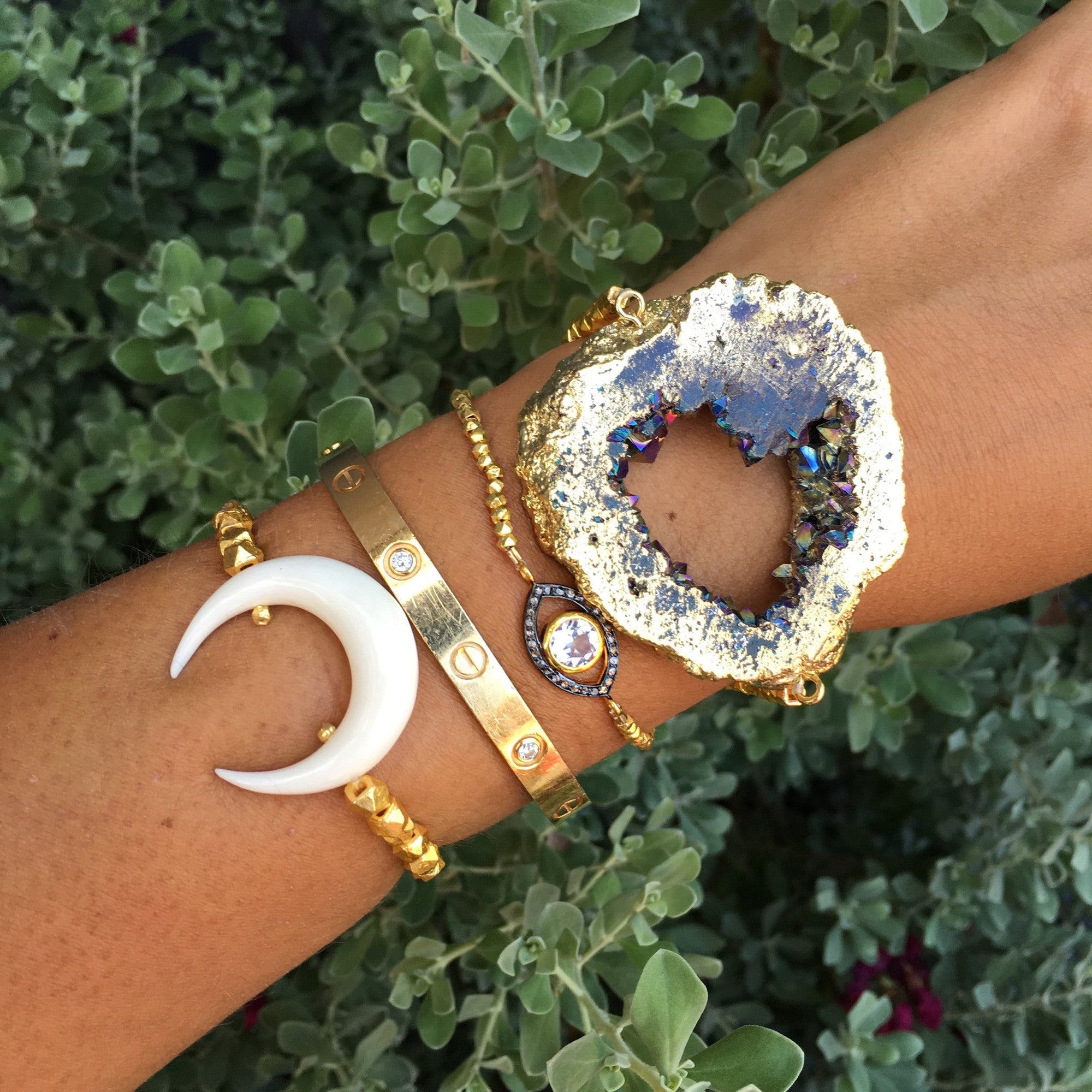 Black Diamond Eye Bracelet