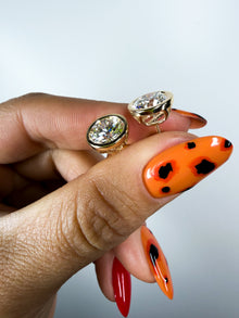 Round Bezel Diamond Studs