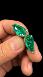 The Emerald Daggers — 21.91 CTW