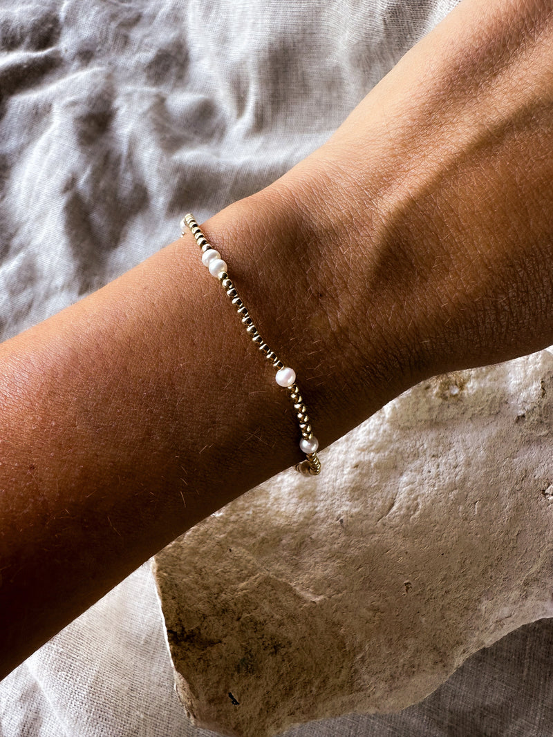 Nelly Pearl Bracelet