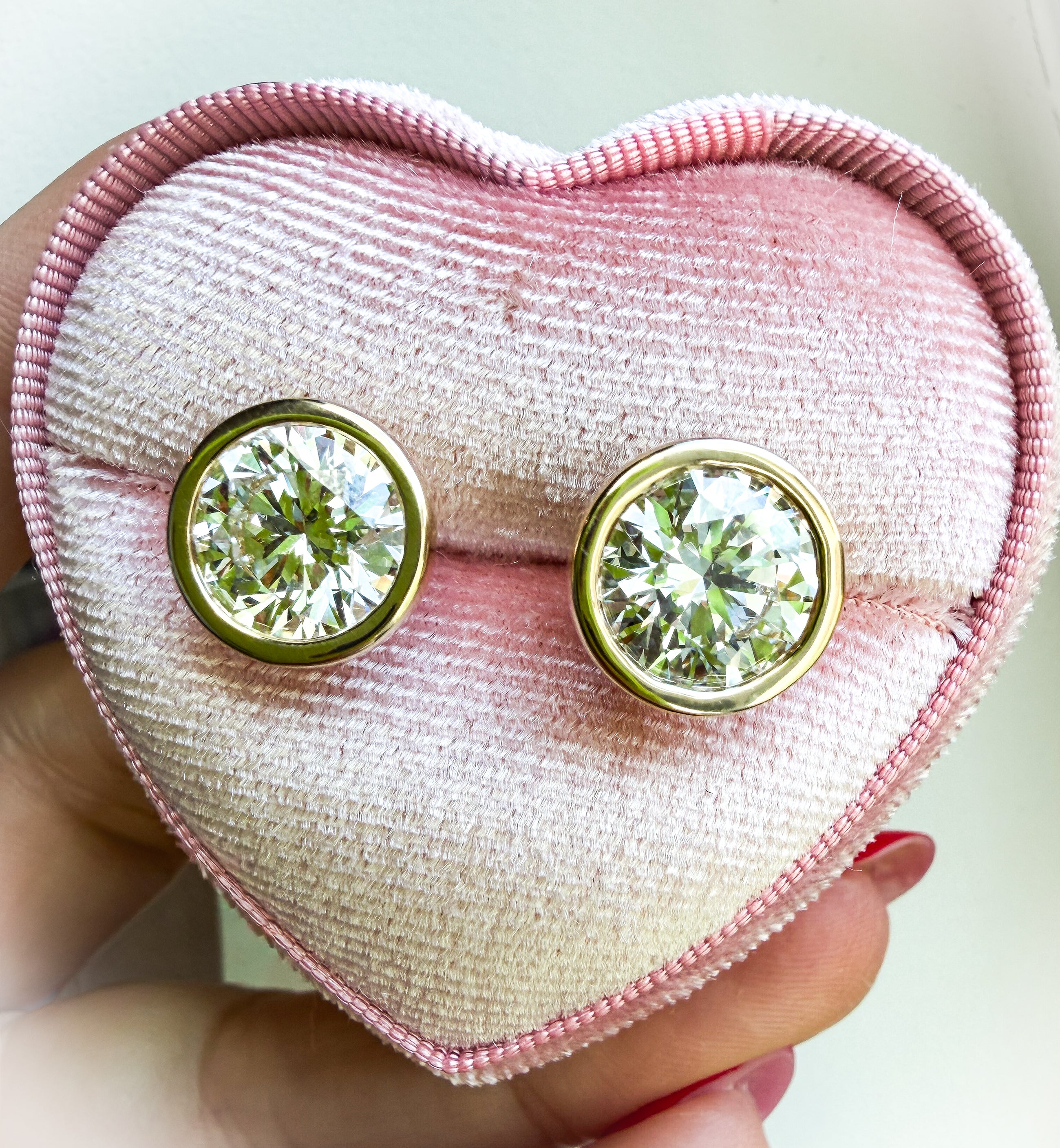 Round Bezel Diamond Studs