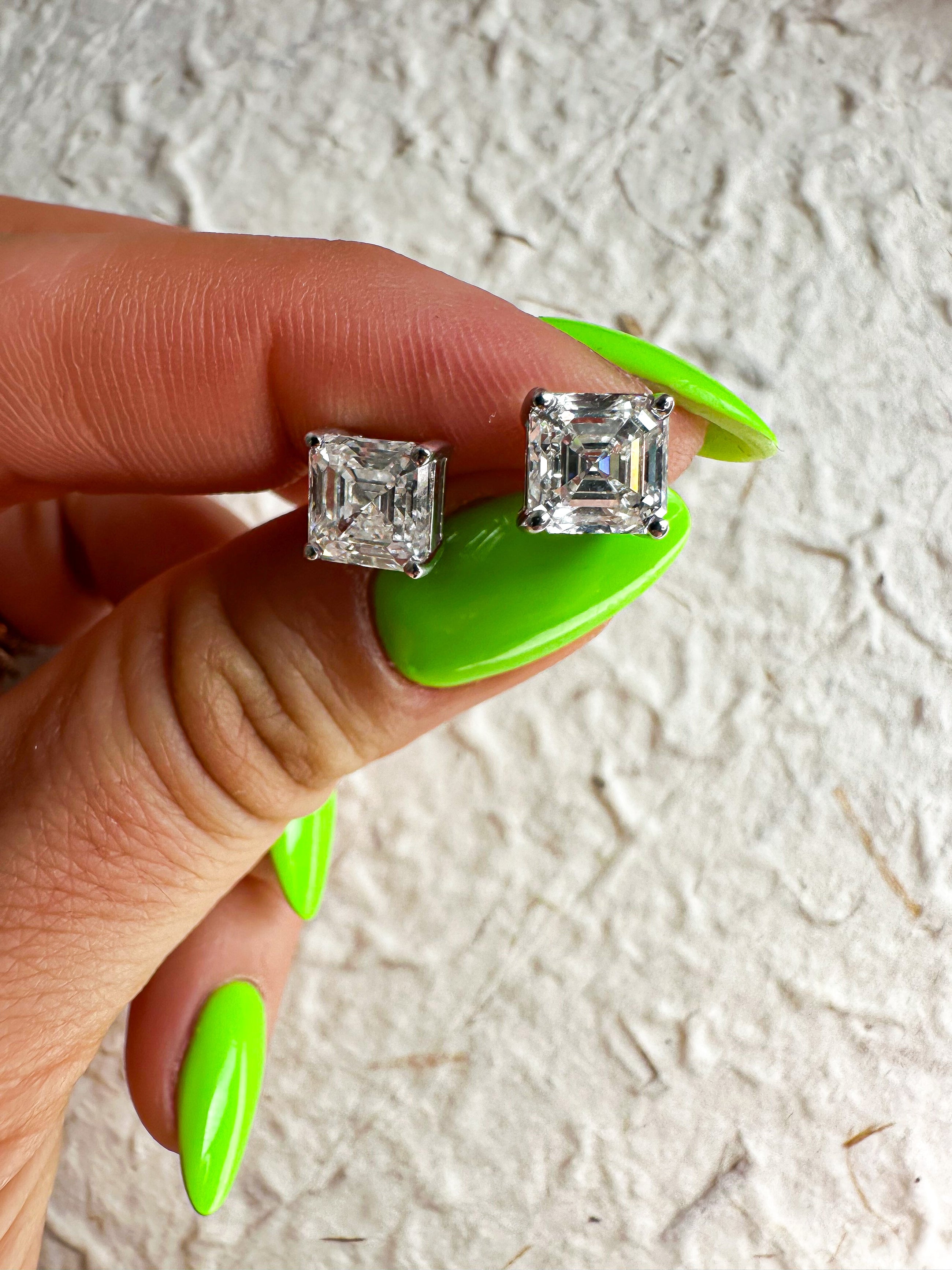 The Ice Queens - Asscher Cut 4ctw Diamond Studs