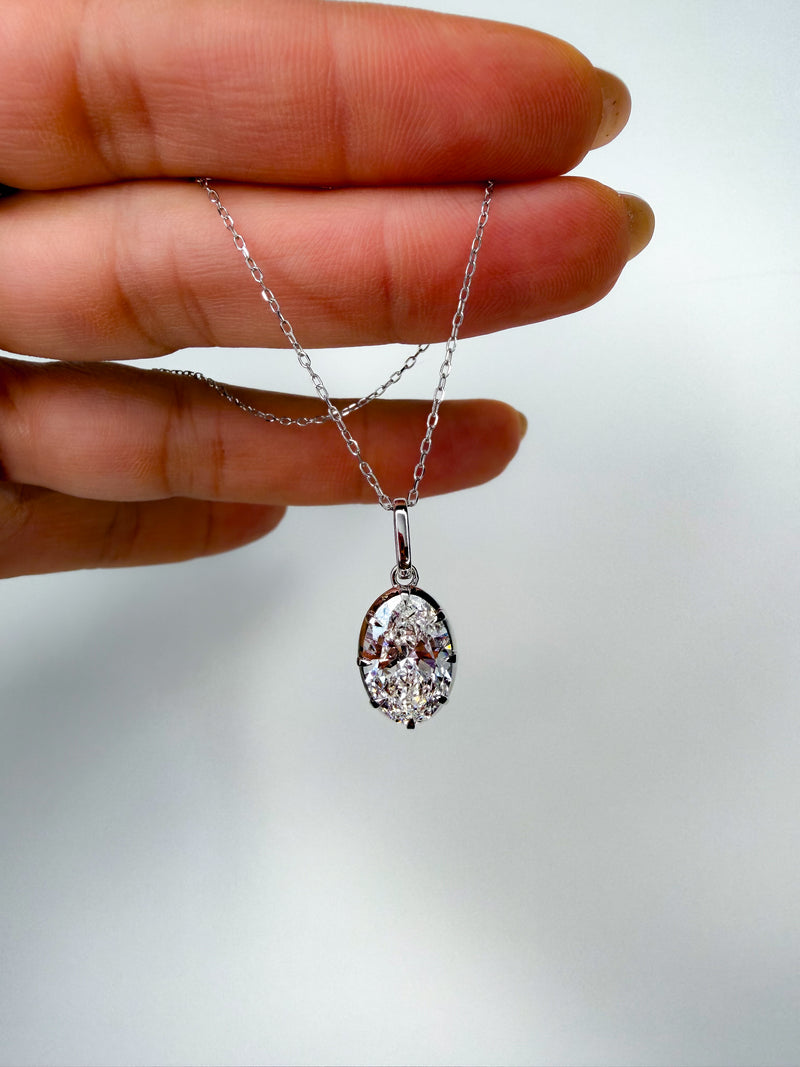 The Josie Oval Necklace