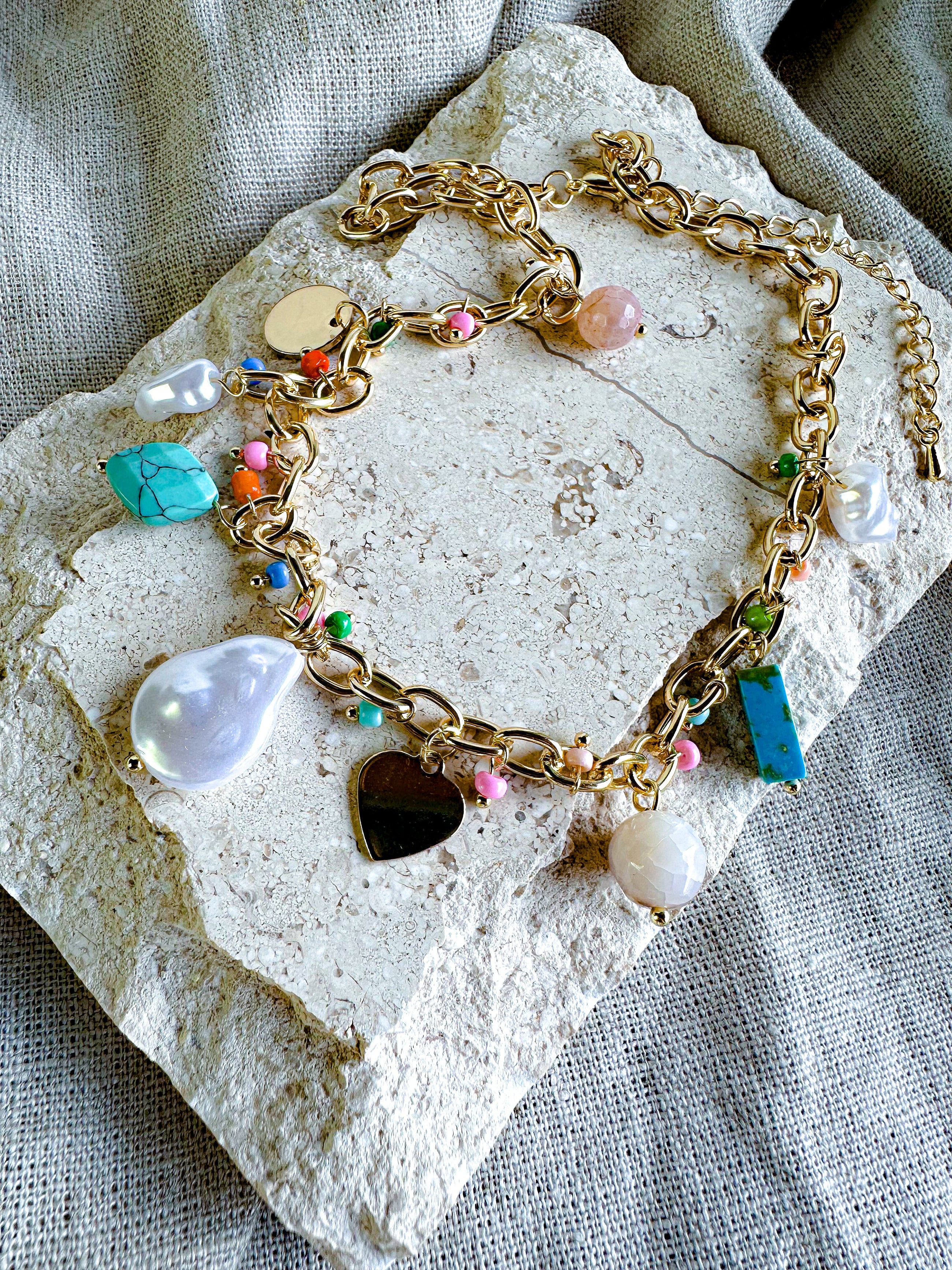 Lais Necklace