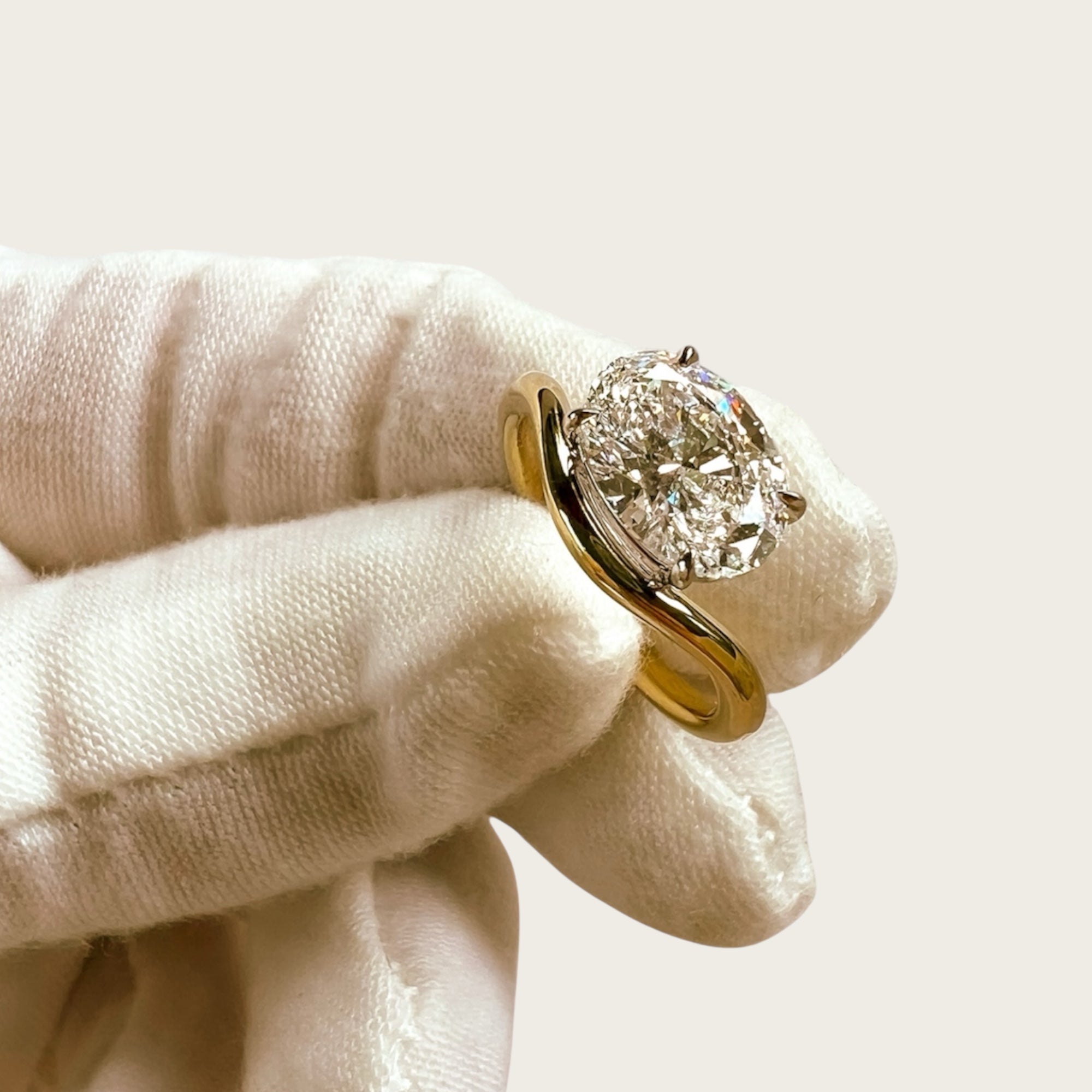 The Lady M Pinky Ring