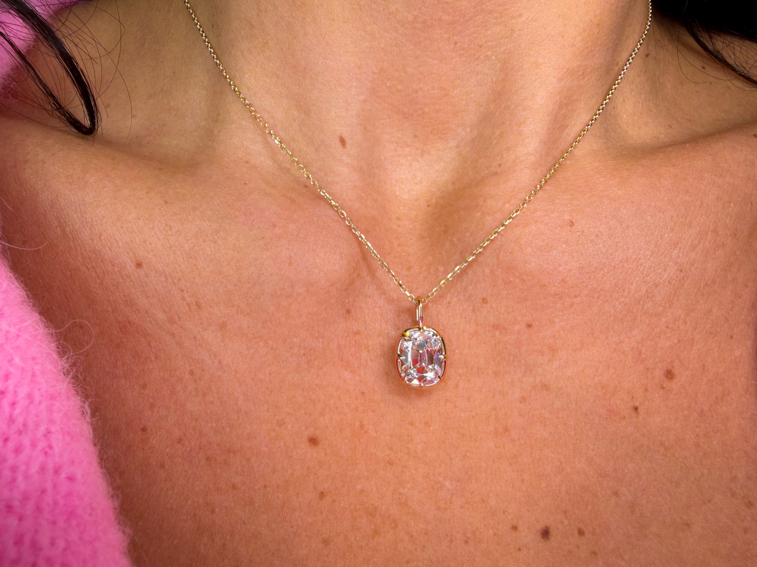 The Heirloom Pendant