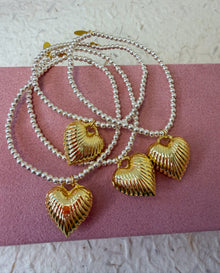 Lover’s Ribbed Heart Bracelet