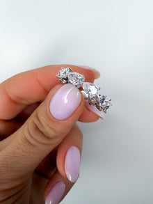 The Horizontal Pear Eternity Band