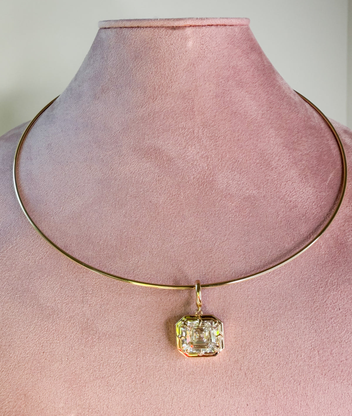 The Old Soul Emerald Pendant