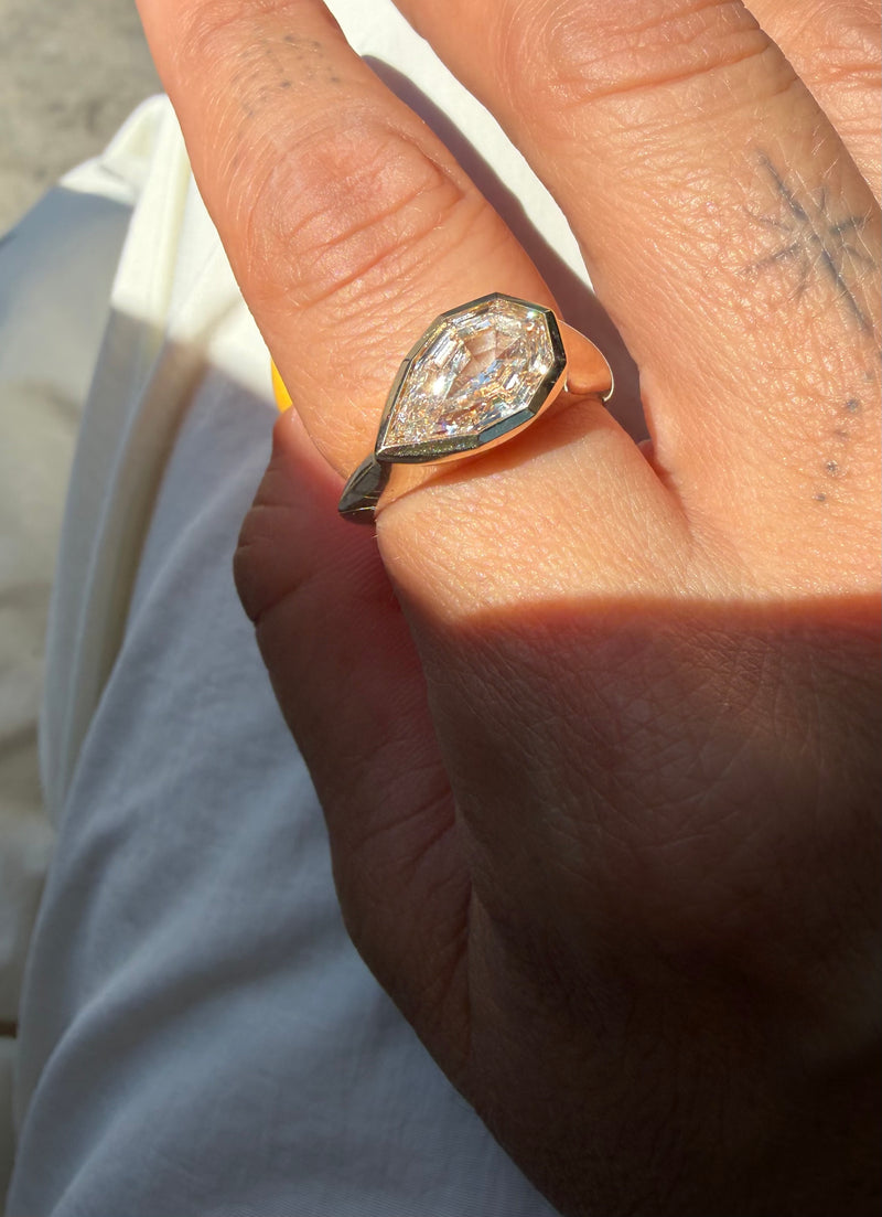 The Vesper East-West Pear Ring