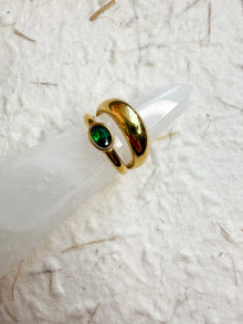 The Green Curve Ring