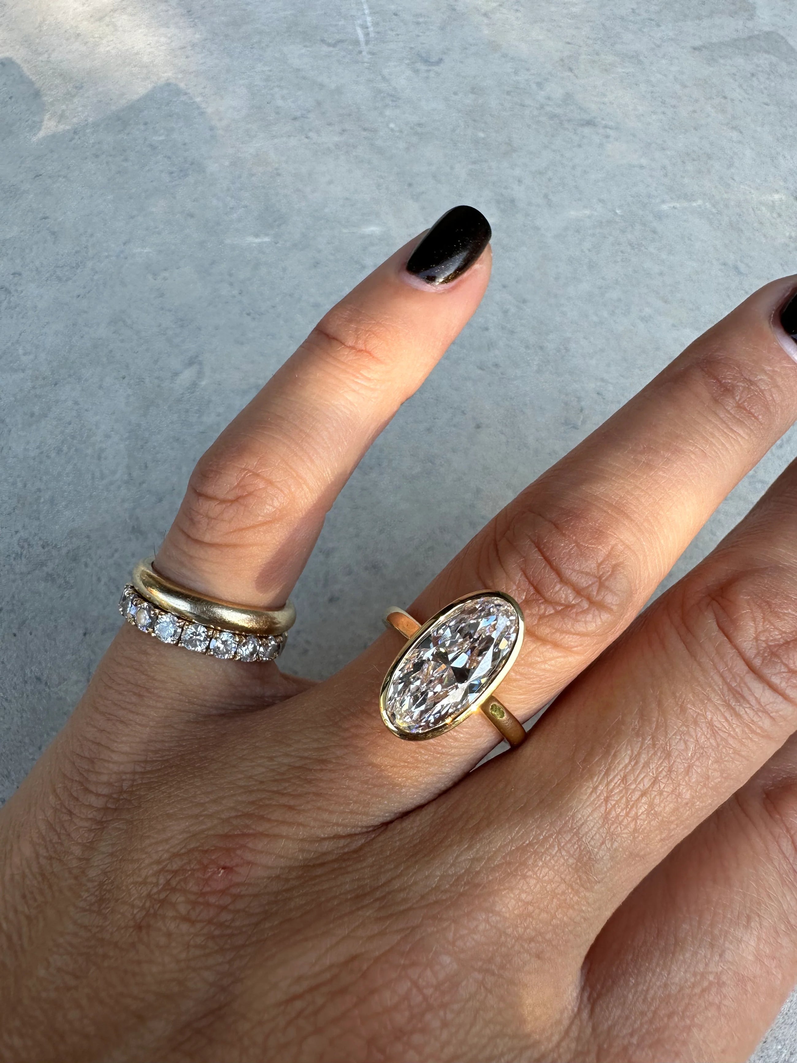 Moval Bezel Diamond Ring