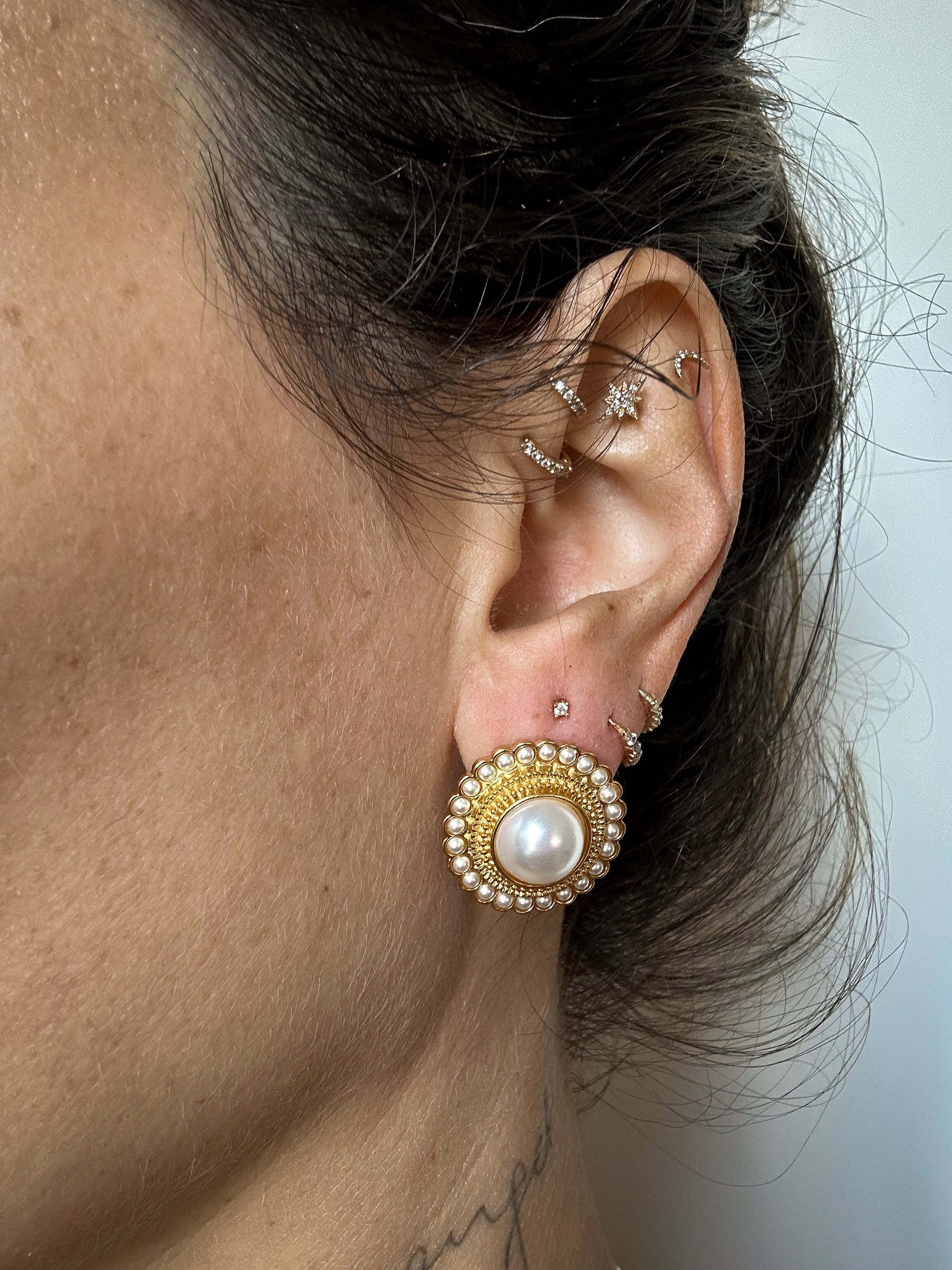 Luxe Pearl Halo Studs