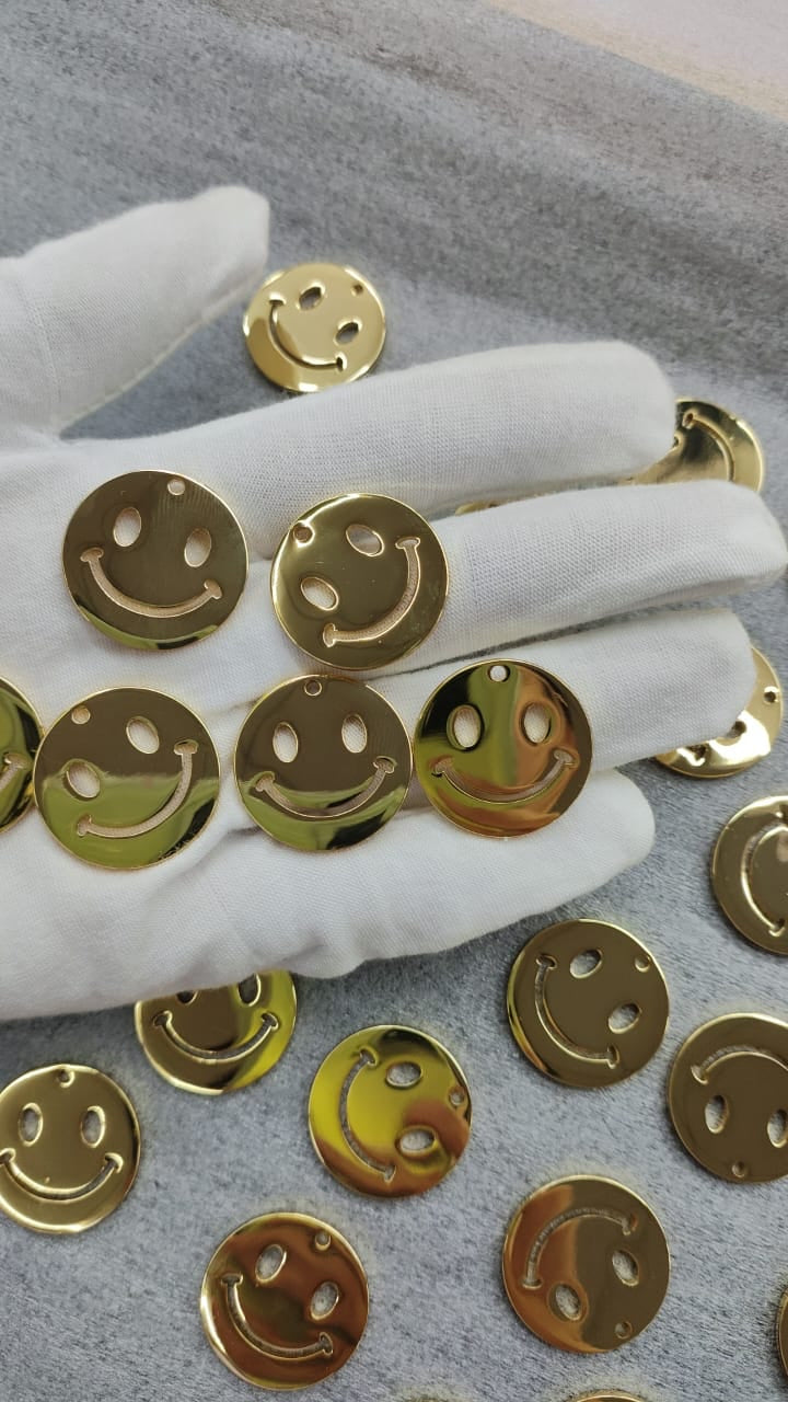 The Smiley Necklace